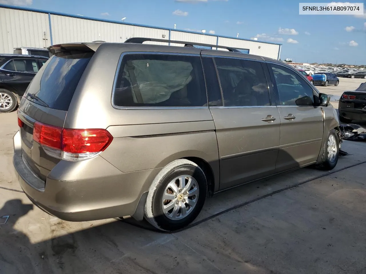 5FNRL3H61AB097074 2010 Honda Odyssey Exl