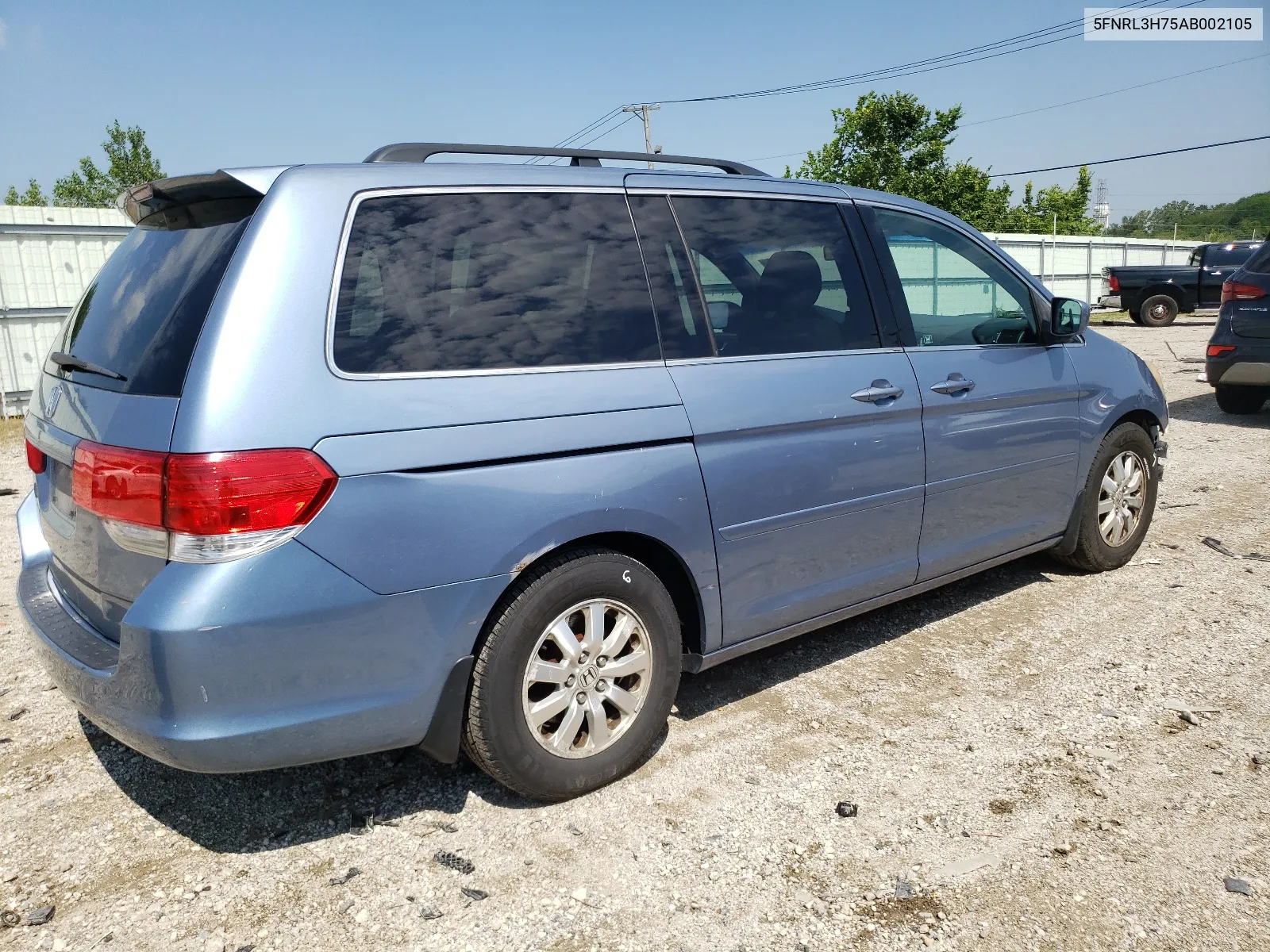 5FNRL3H75AB002105 2010 Honda Odyssey Exl