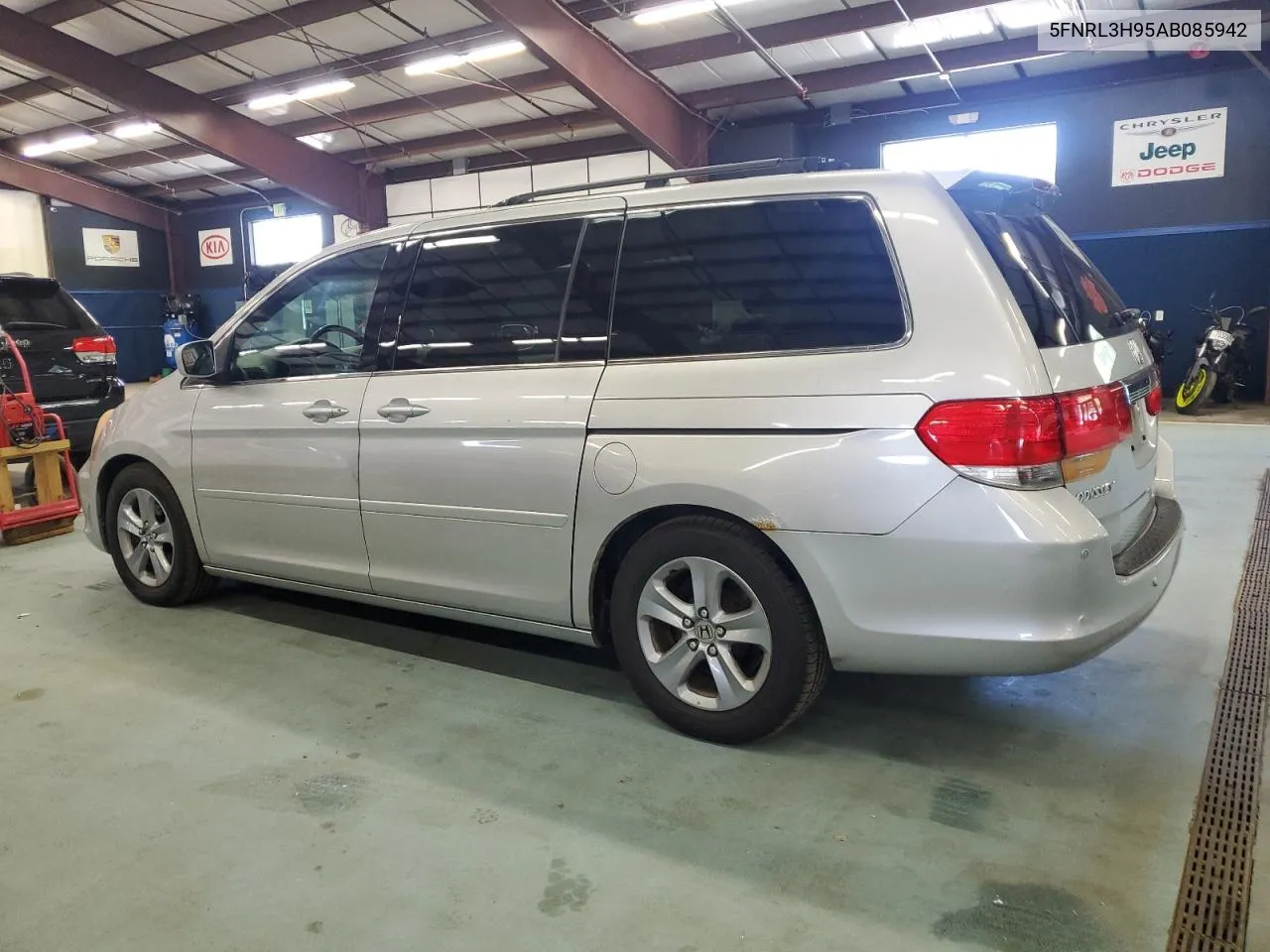 5FNRL3H95AB085942 2010 Honda Odyssey Touring