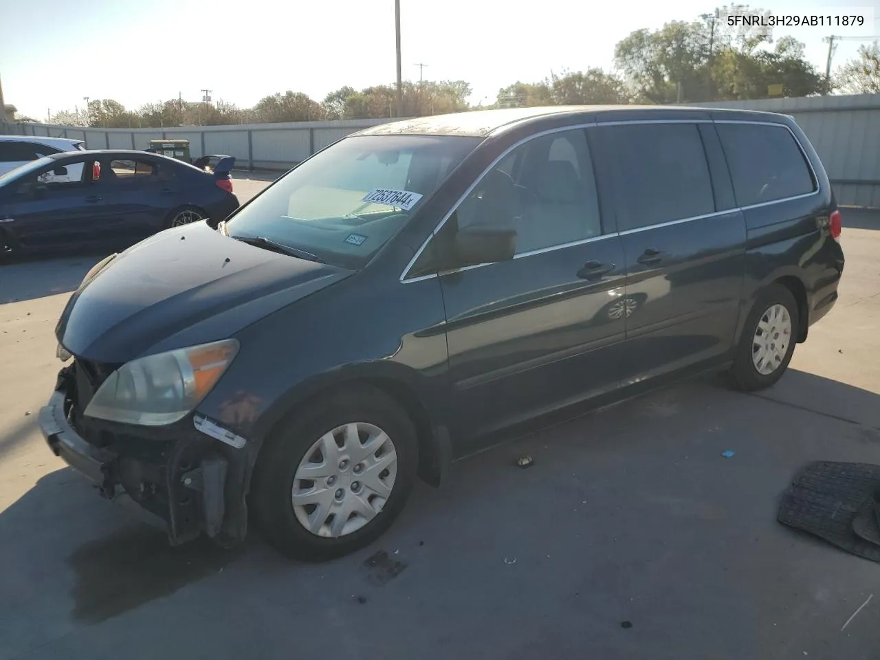 5FNRL3H29AB111879 2010 Honda Odyssey Lx