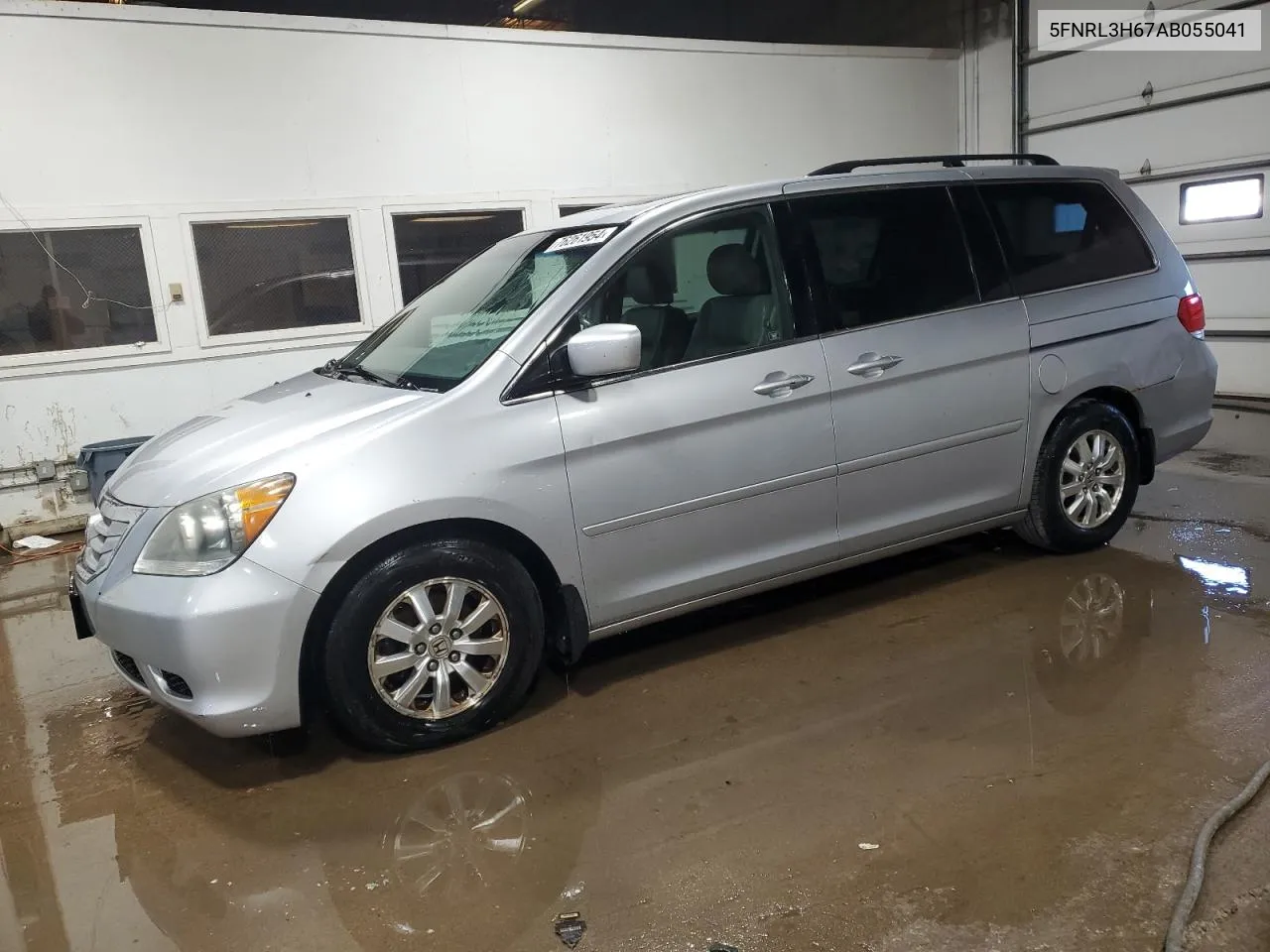 2010 Honda Odyssey Exl VIN: 5FNRL3H67AB055041 Lot: 76261954