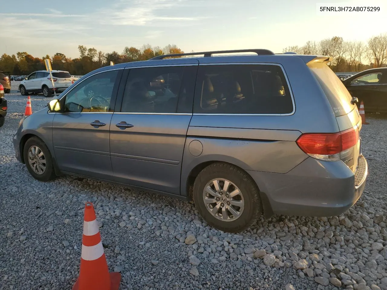 2010 Honda Odyssey Exl VIN: 5FNRL3H72AB075299 Lot: 76932284