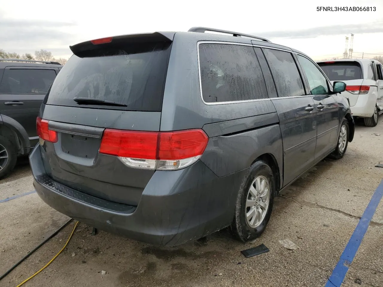 5FNRL3H43AB066813 2010 Honda Odyssey Ex