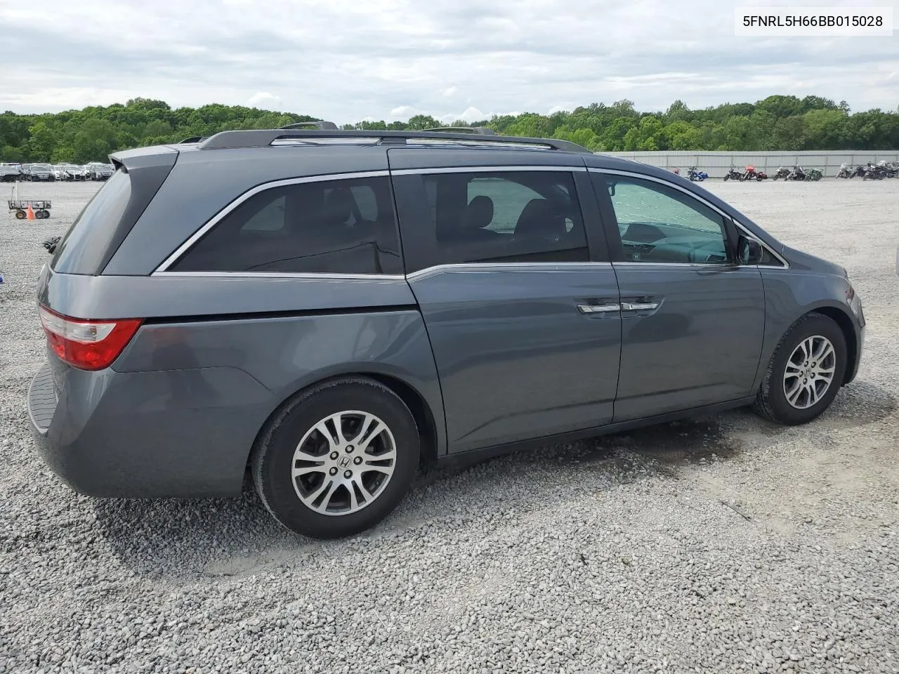 5FNRL5H66BB015028 2011 Honda Odyssey Exl