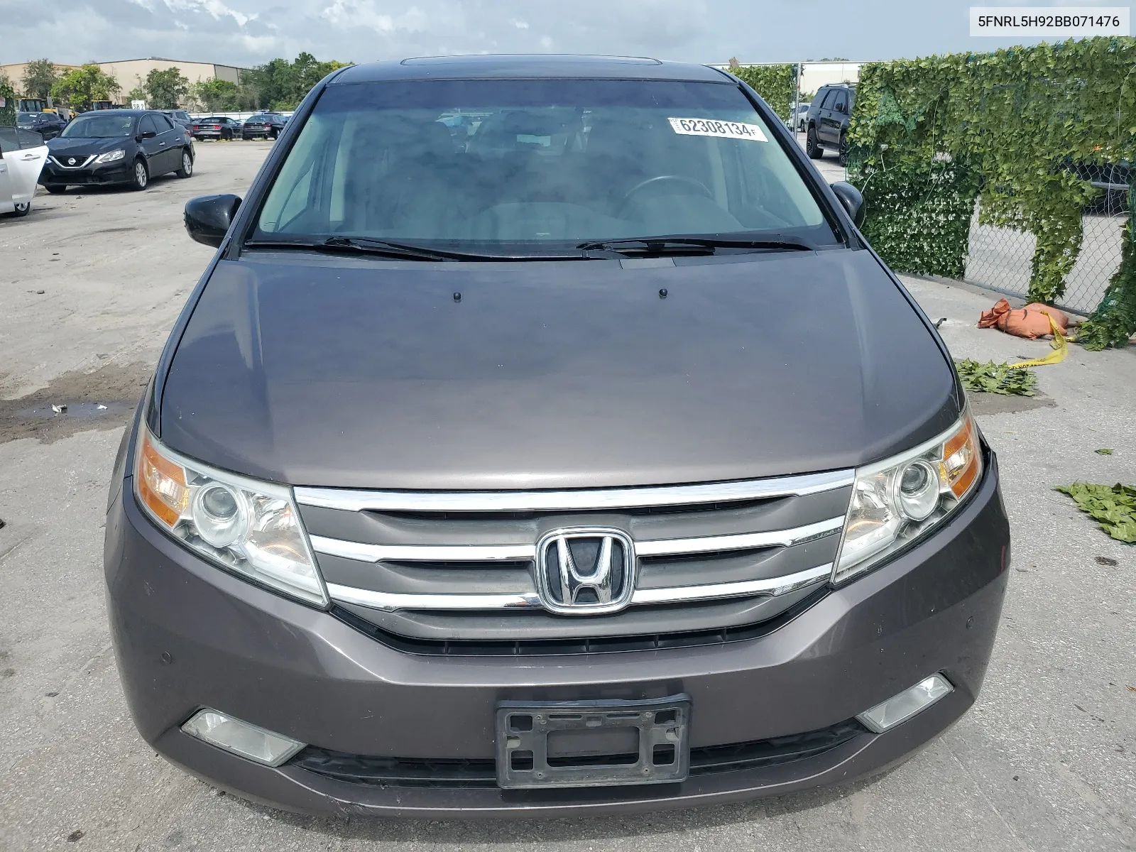 5FNRL5H92BB071476 2011 Honda Odyssey Touring