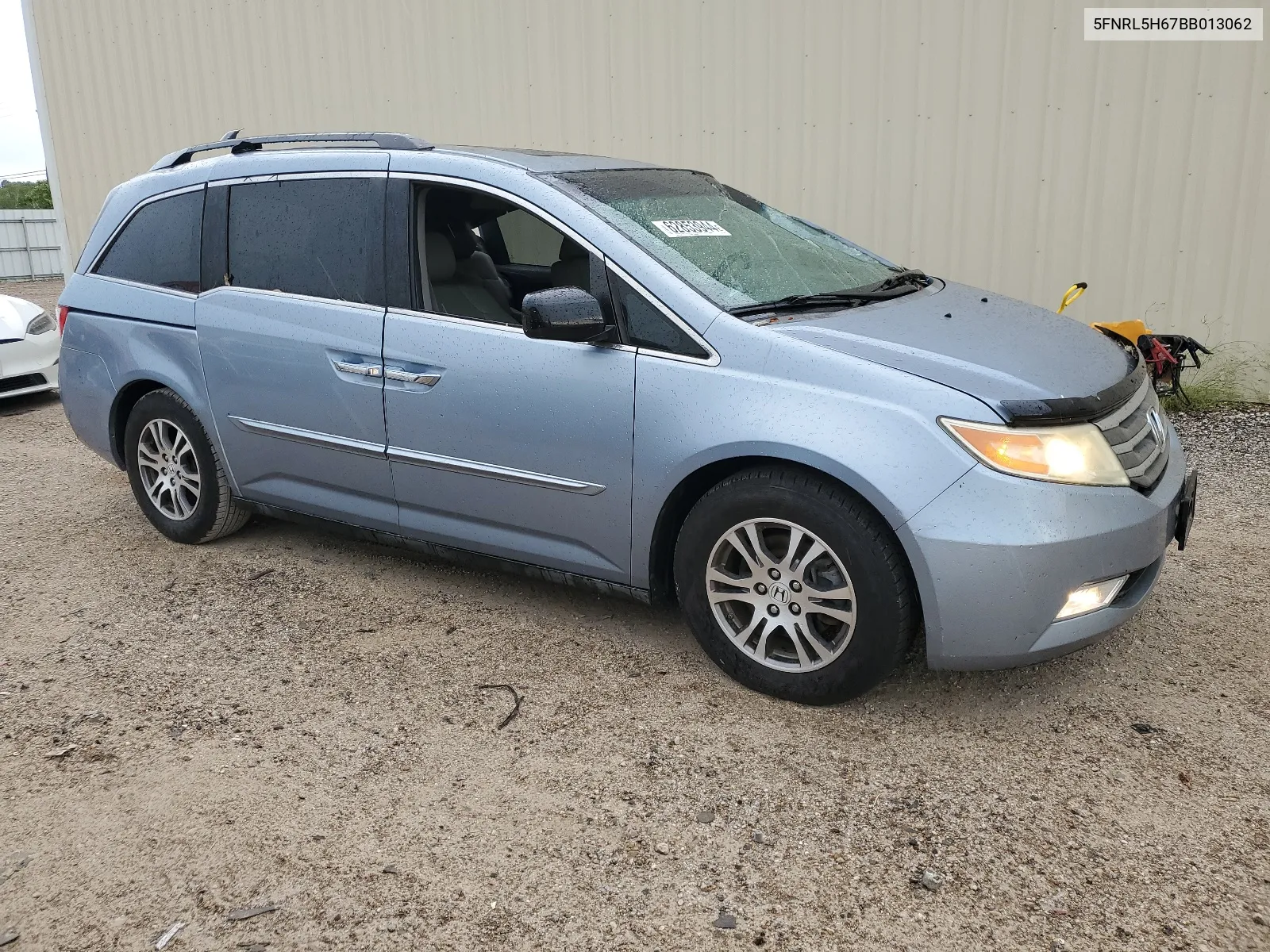 2011 Honda Odyssey Exl VIN: 5FNRL5H67BB013062 Lot: 62853944