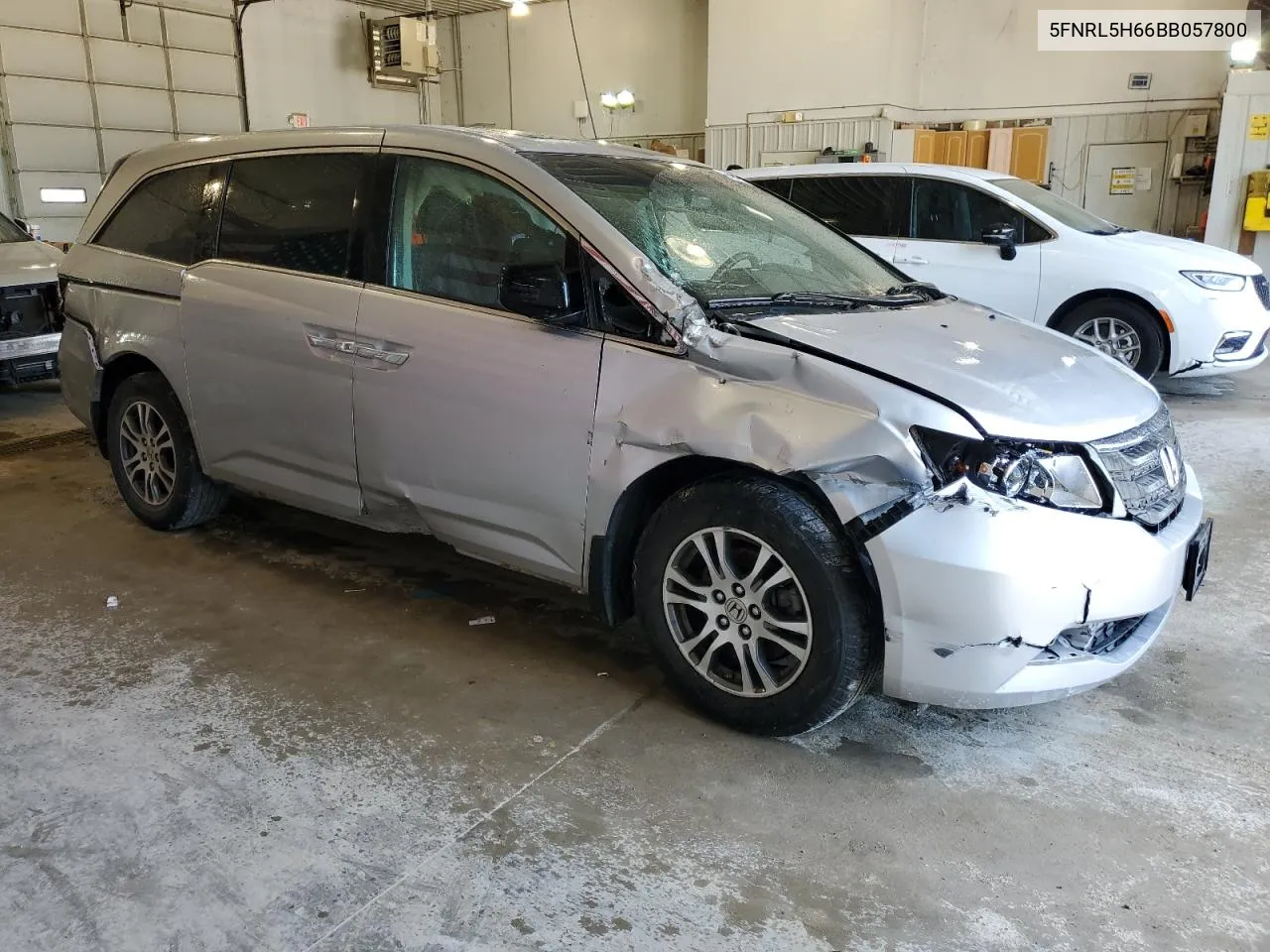 2011 Honda Odyssey Exl VIN: 5FNRL5H66BB057800 Lot: 67404954