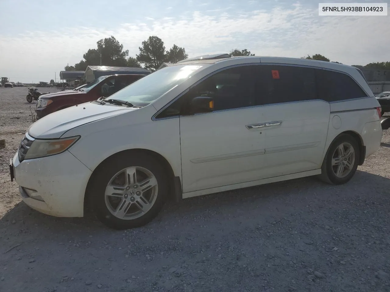 5FNRL5H93BB104923 2011 Honda Odyssey Touring