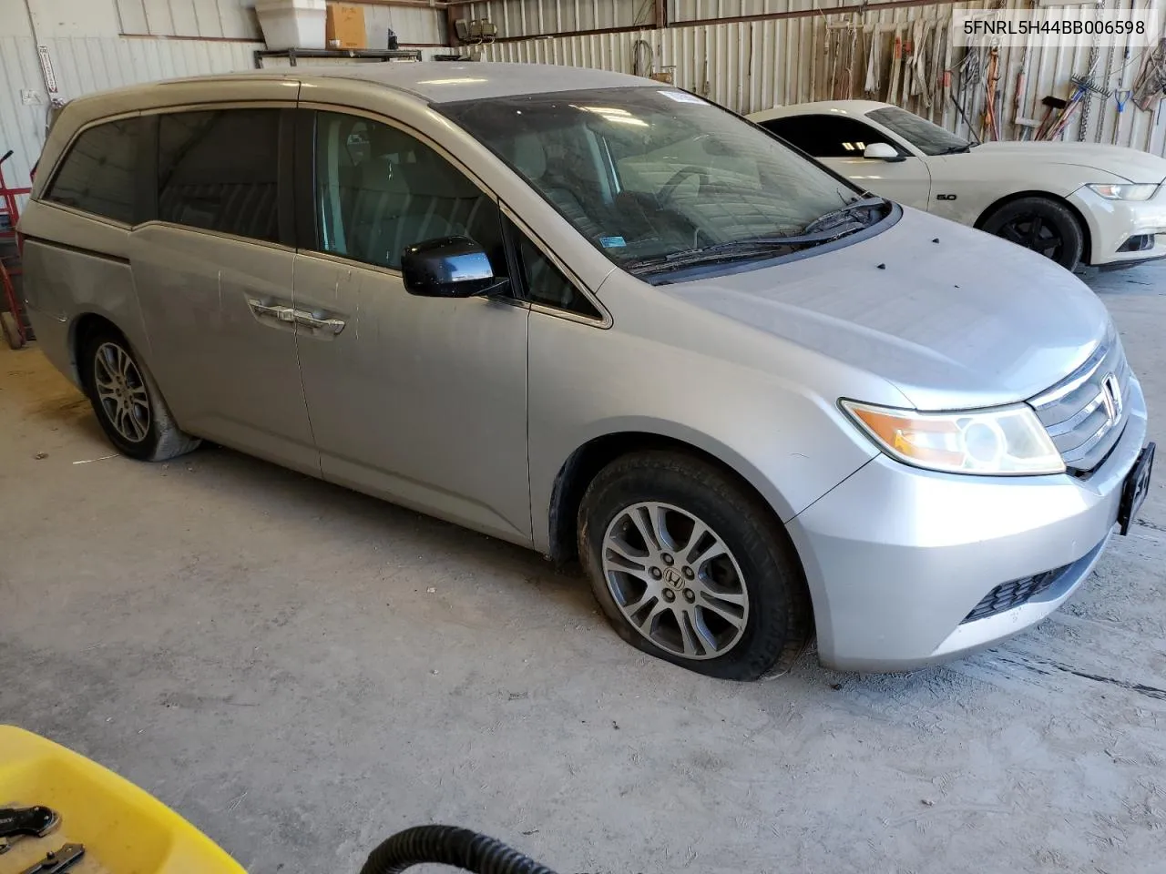 5FNRL5H44BB006598 2011 Honda Odyssey Ex