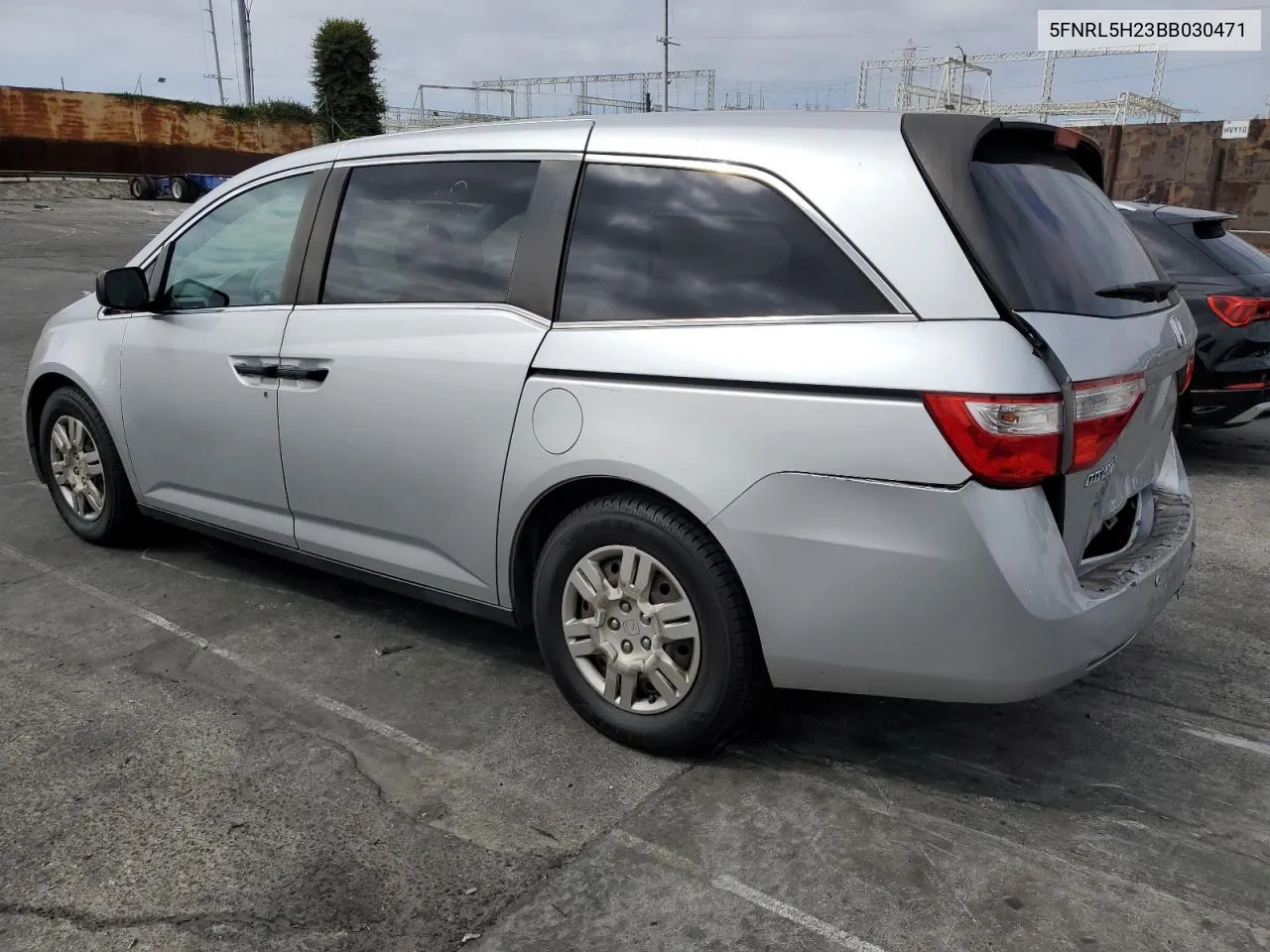 5FNRL5H23BB030471 2011 Honda Odyssey Lx