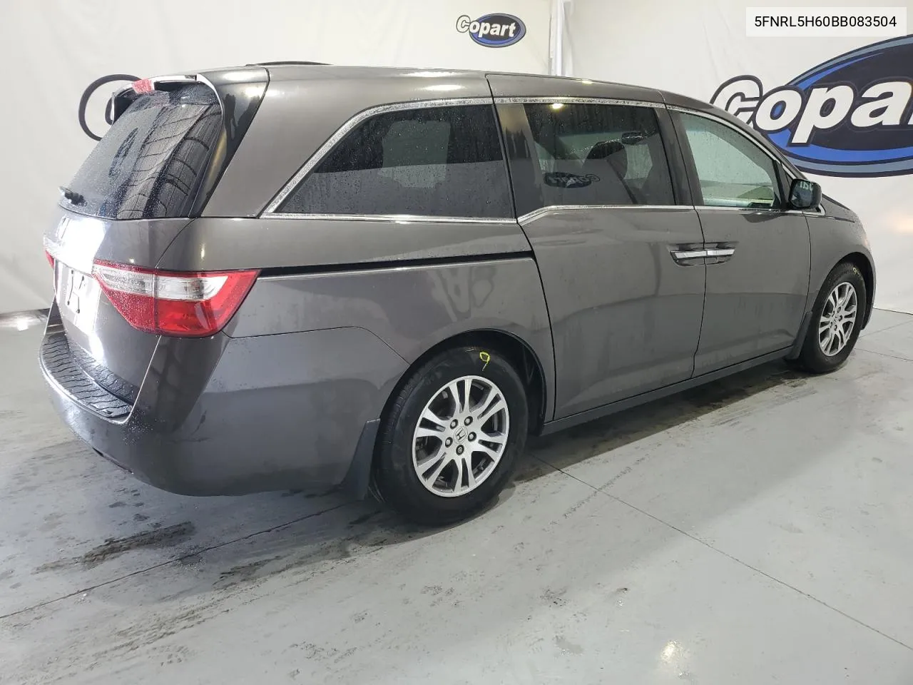 5FNRL5H60BB083504 2011 Honda Odyssey Exl