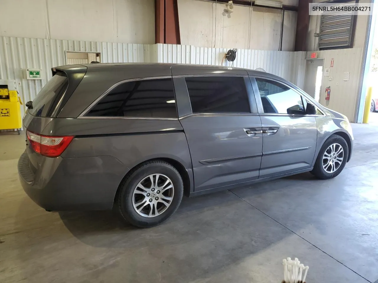 5FNRL5H64BB004271 2011 Honda Odyssey Exl