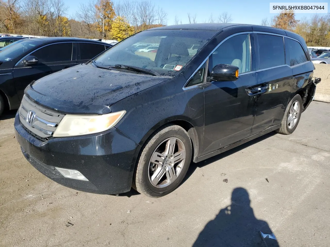 2011 Honda Odyssey Touring VIN: 5FNRL5H9XBB047944 Lot: 77302514