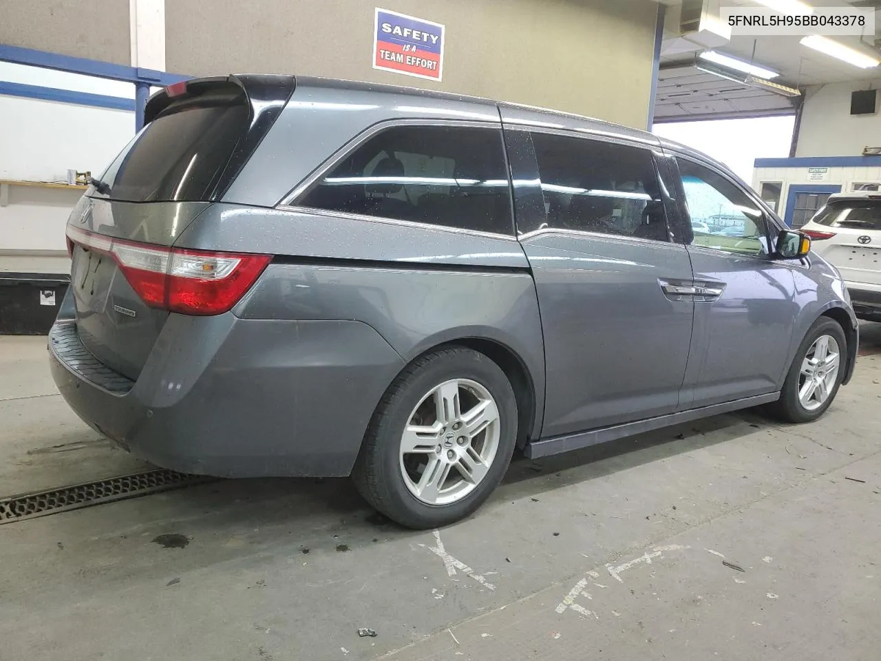 2011 Honda Odyssey Touring VIN: 5FNRL5H95BB043378 Lot: 79050254