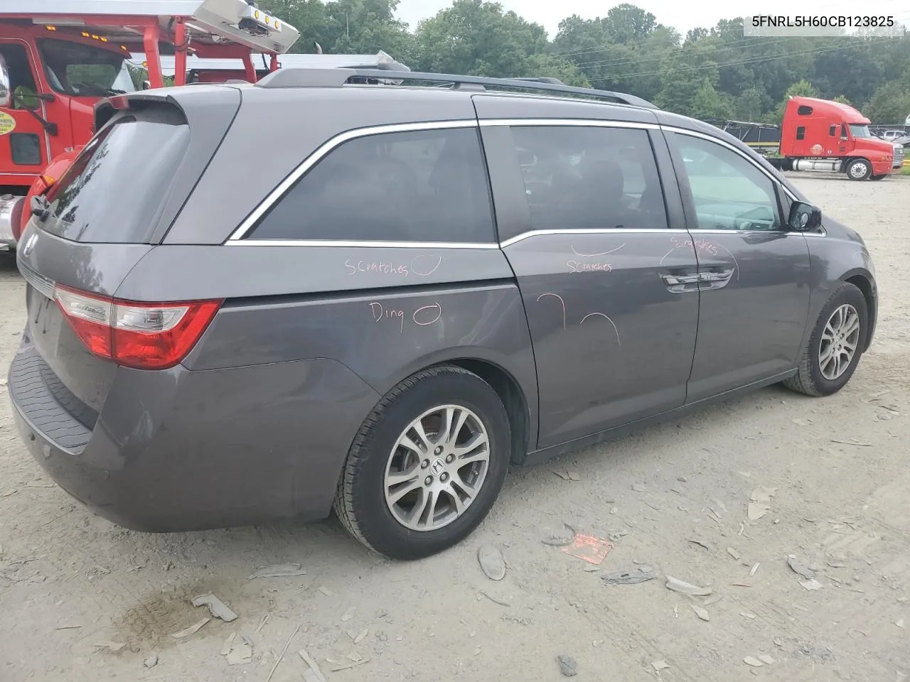 5FNRL5H60CB123825 2012 Honda Odyssey Exl