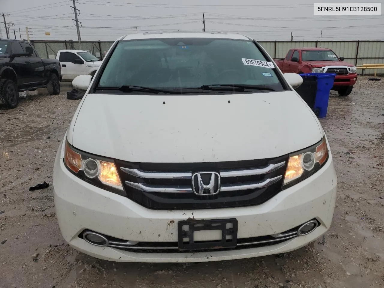 2014 Honda Odyssey Touring VIN: 5FNRL5H91EB128500 Lot: 69670964