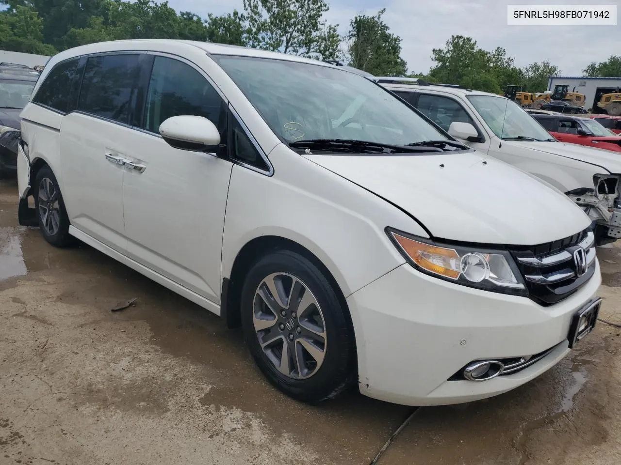 2015 Honda Odyssey Touring VIN: 5FNRL5H98FB071942 Lot: 57132464