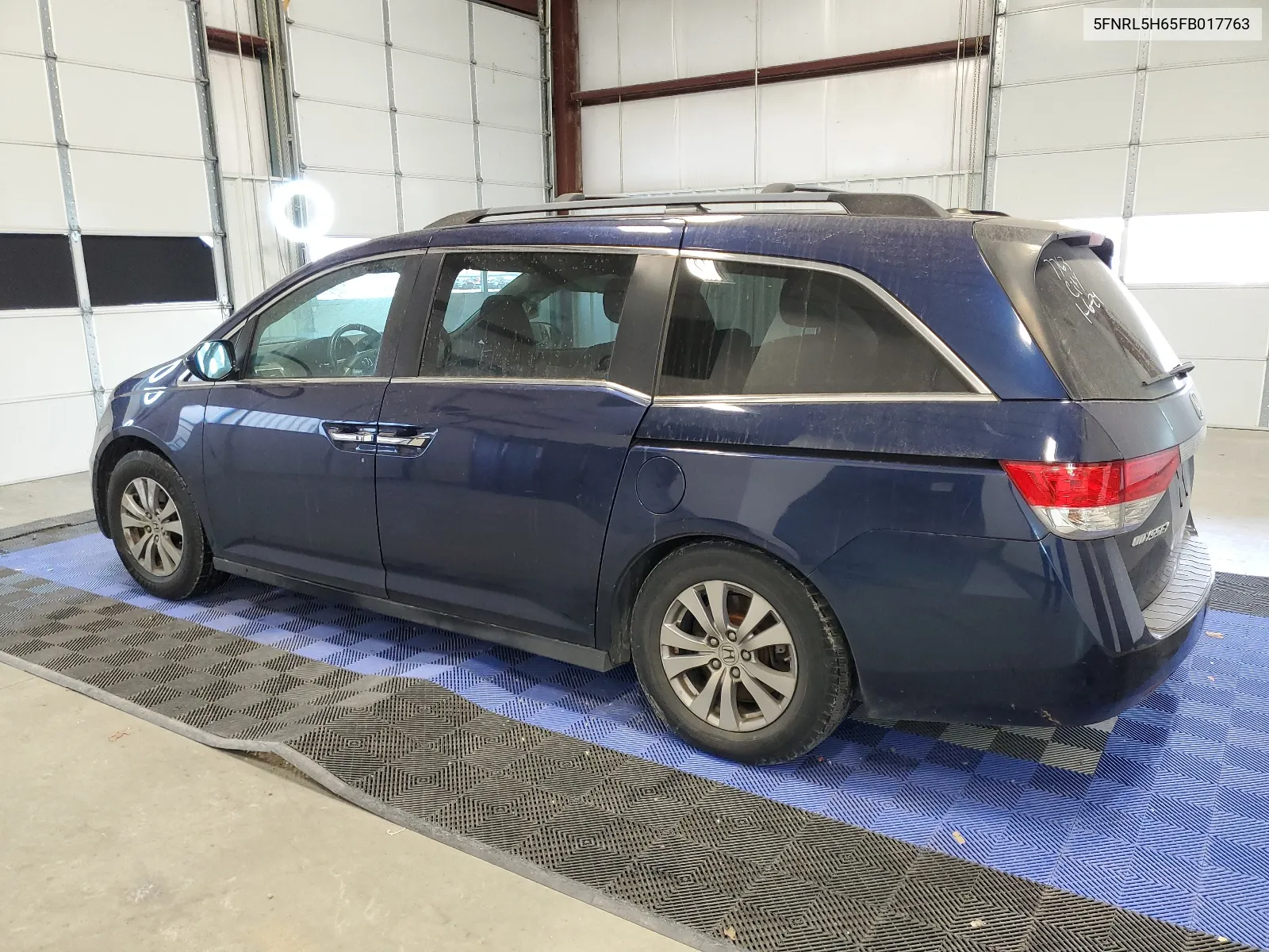 2015 Honda Odyssey Exl VIN: 5FNRL5H65FB017763 Lot: 62423474