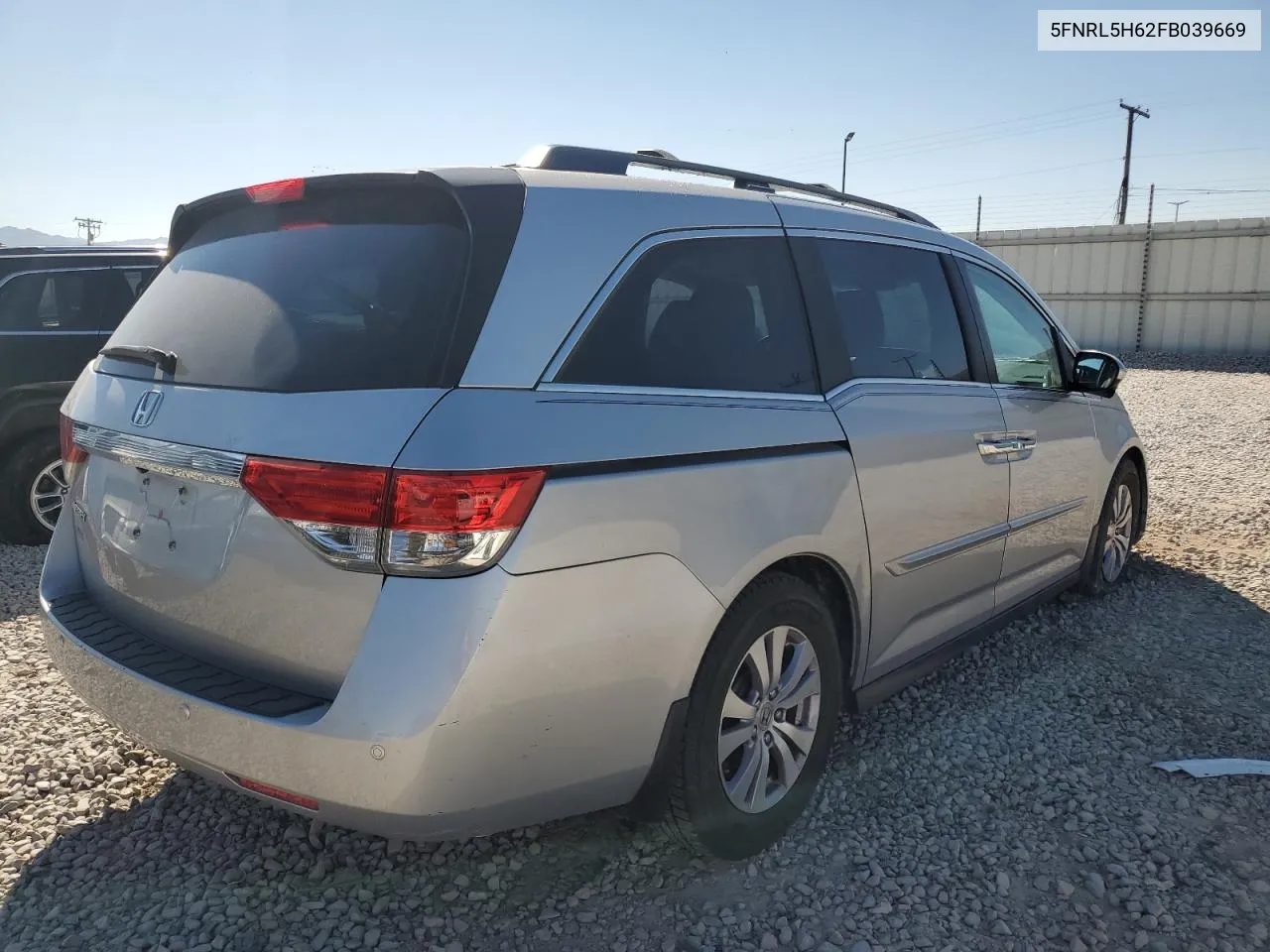 5FNRL5H62FB039669 2015 Honda Odyssey Exl