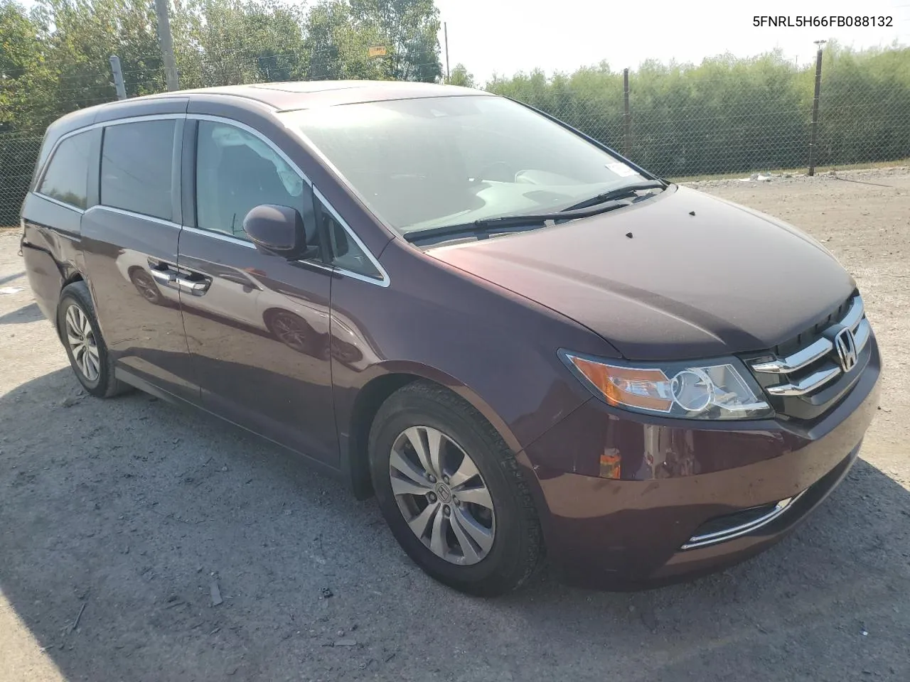 5FNRL5H66FB088132 2015 Honda Odyssey Exl