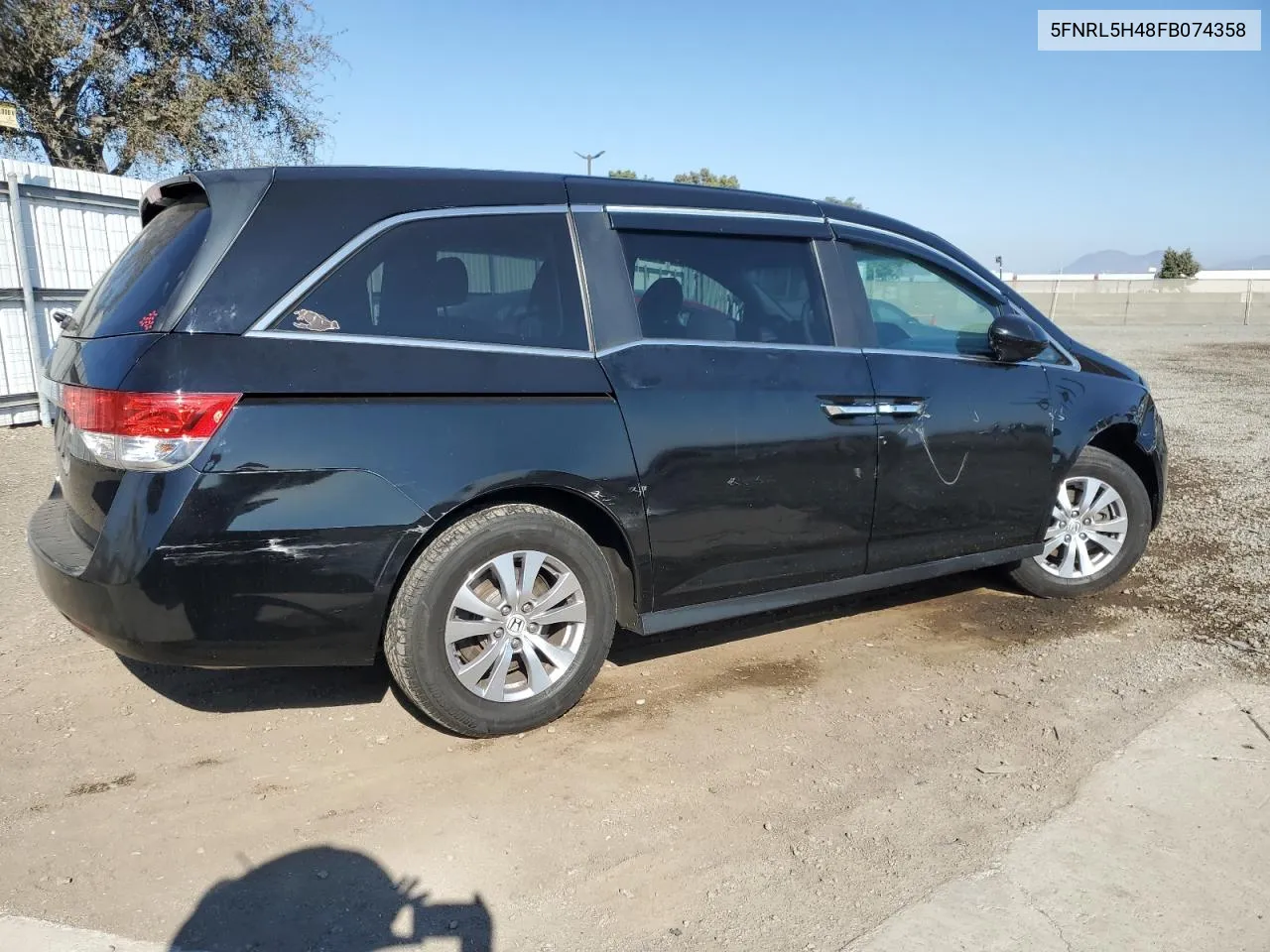 2015 Honda Odyssey Ex VIN: 5FNRL5H48FB074358 Lot: 72926434