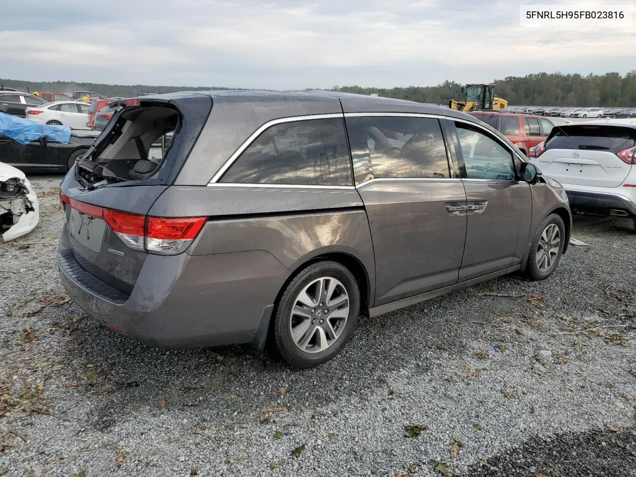 2015 Honda Odyssey Touring VIN: 5FNRL5H95FB023816 Lot: 74478734