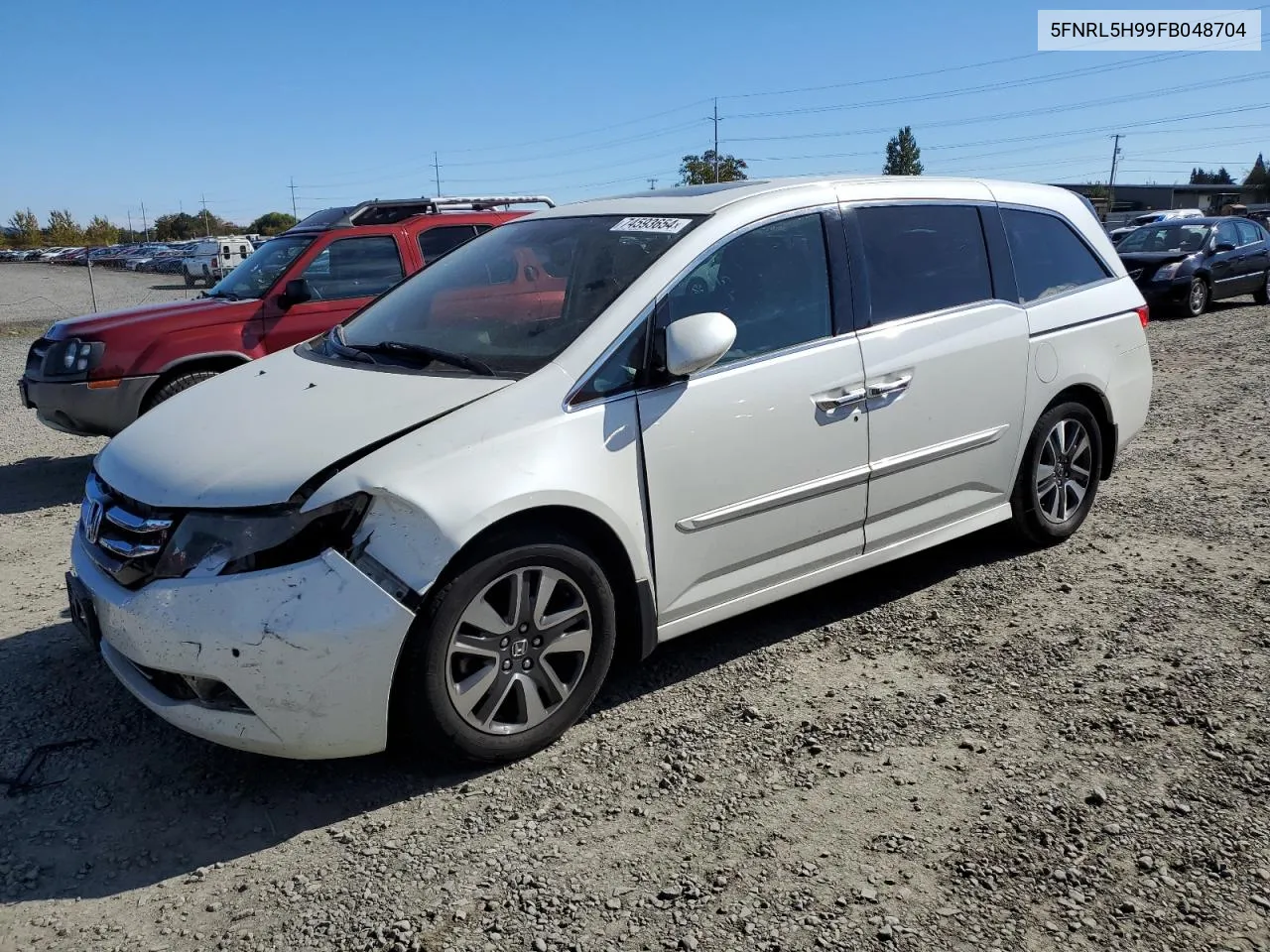 2015 Honda Odyssey Touring VIN: 5FNRL5H99FB048704 Lot: 74593654