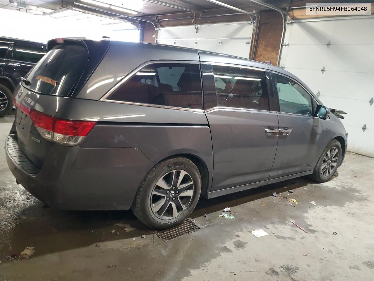 2015 Honda Odyssey Touring VIN: 5FNRL5H94FB064048 Lot: 77795964