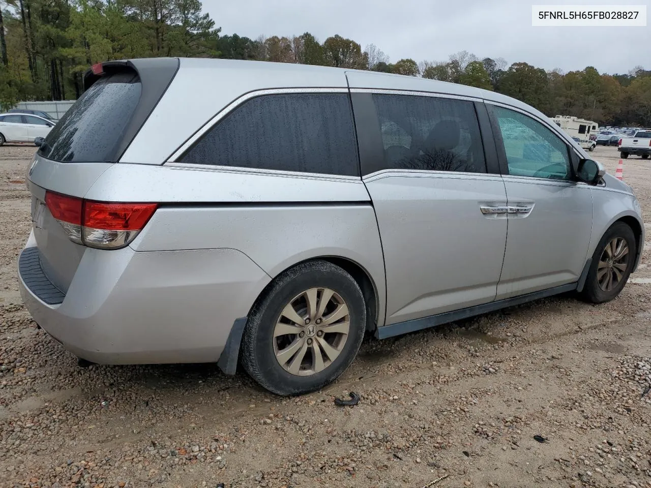 2015 Honda Odyssey Exl VIN: 5FNRL5H65FB028827 Lot: 81150334