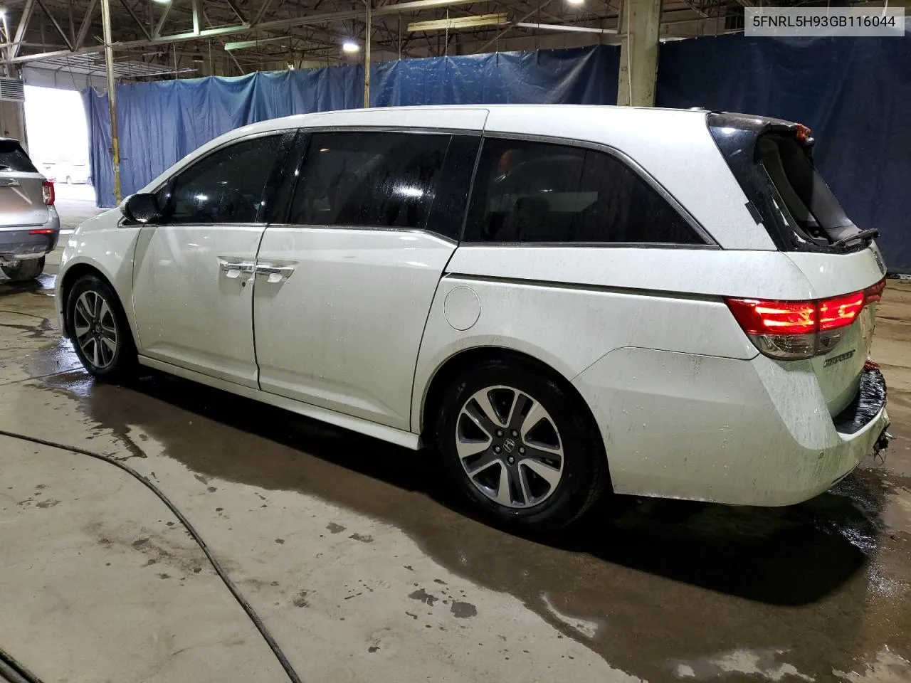 5FNRL5H93GB116044 2016 Honda Odyssey Touring