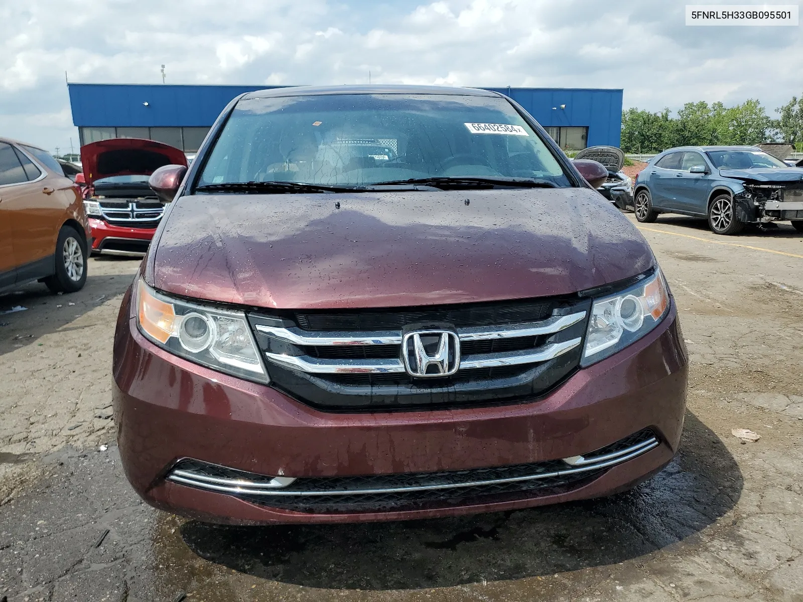 5FNRL5H33GB095501 2016 Honda Odyssey Se