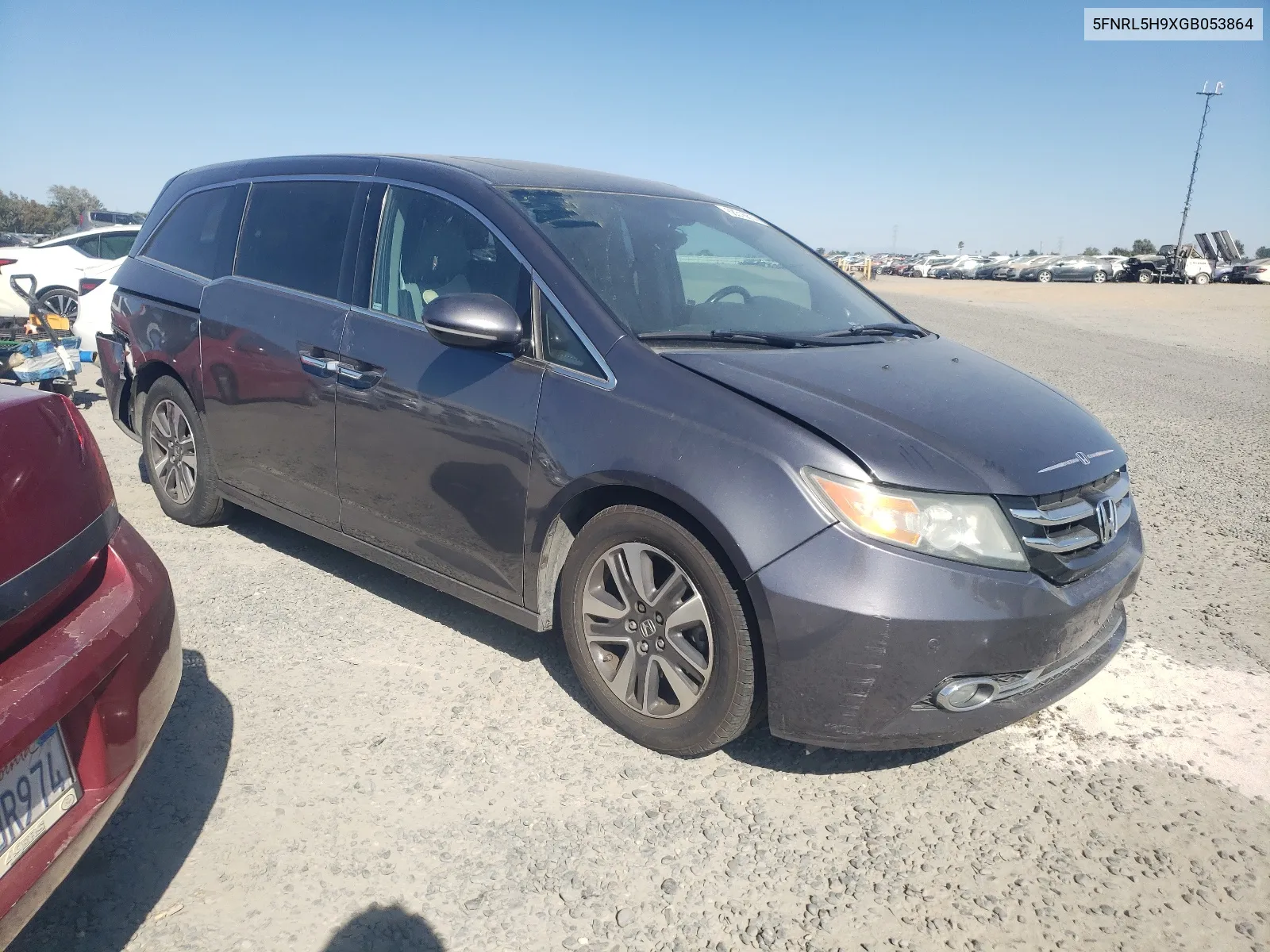 2016 Honda Odyssey Touring VIN: 5FNRL5H9XGB053864 Lot: 68316614