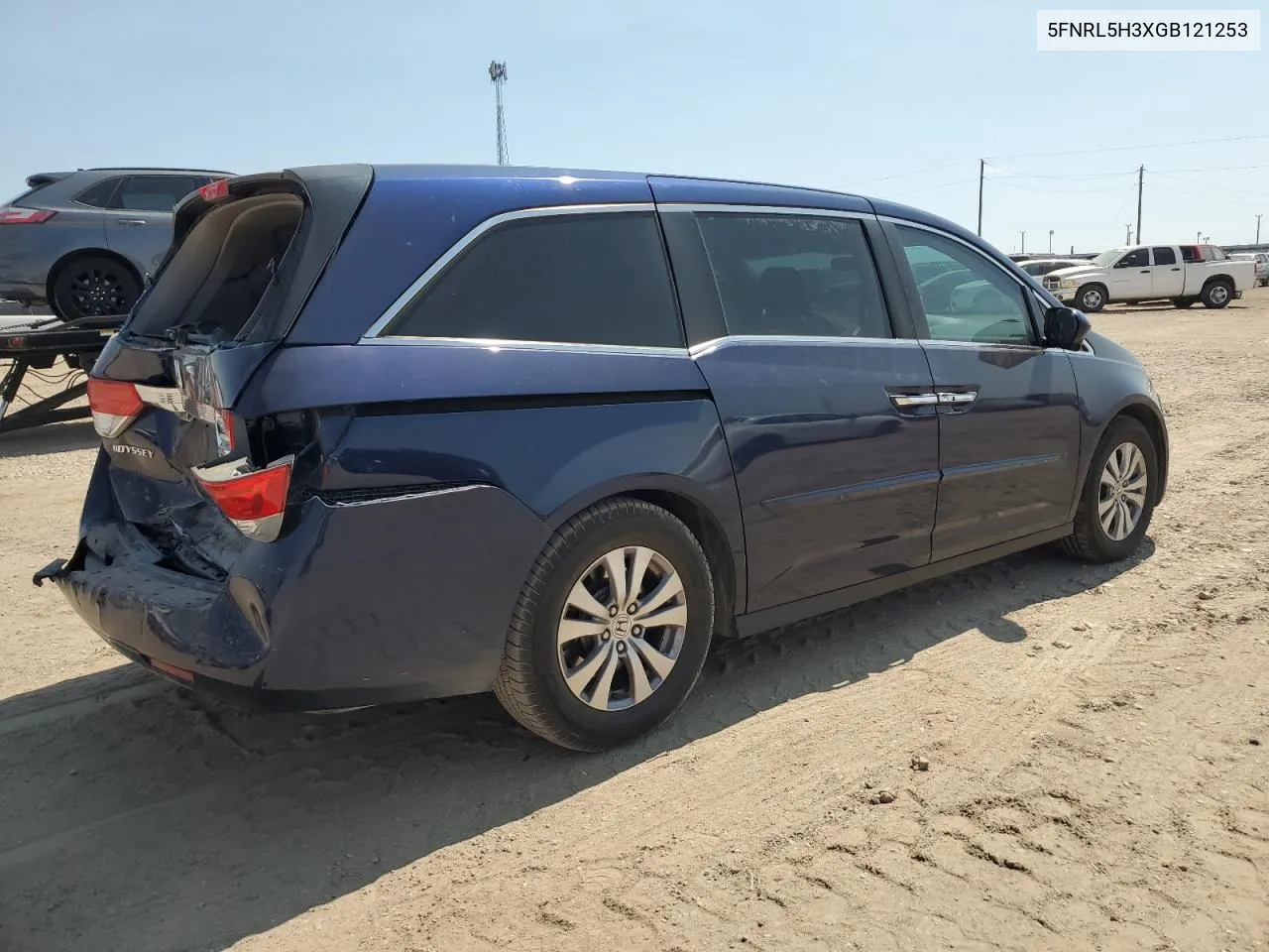 2016 Honda Odyssey Se VIN: 5FNRL5H3XGB121253 Lot: 71087874