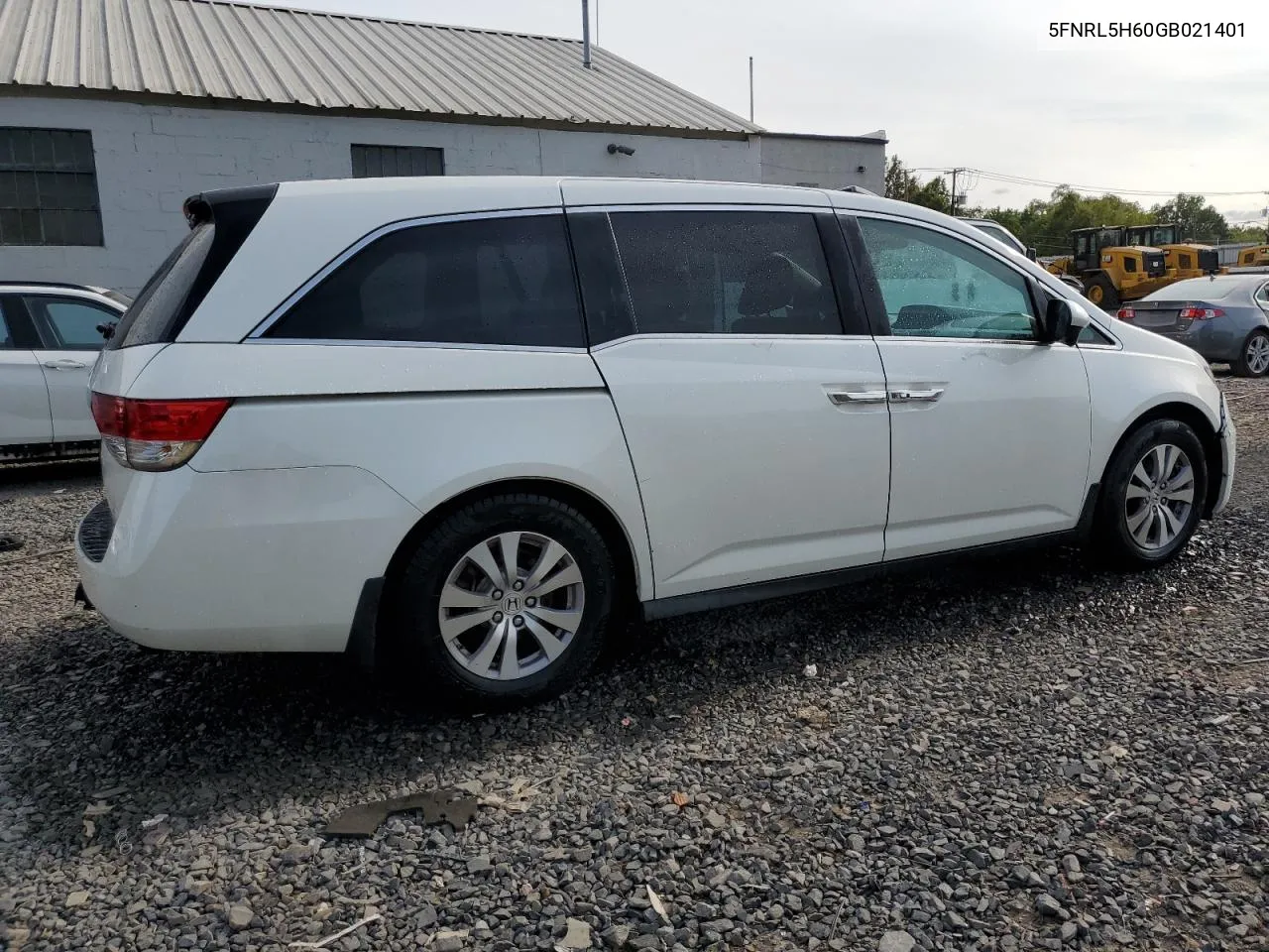 5FNRL5H60GB021401 2016 Honda Odyssey Exl