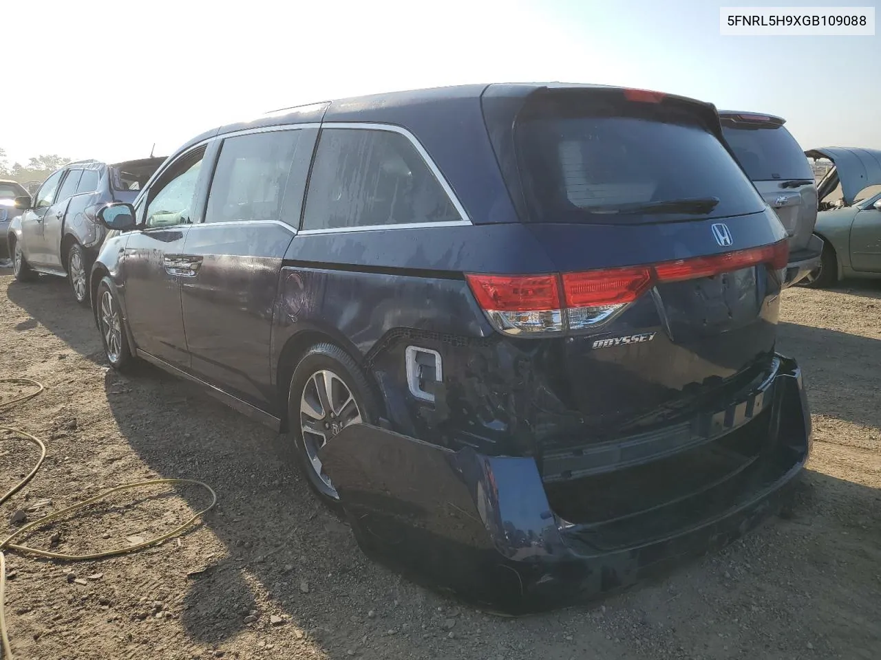 2016 Honda Odyssey Touring VIN: 5FNRL5H9XGB109088 Lot: 71948414