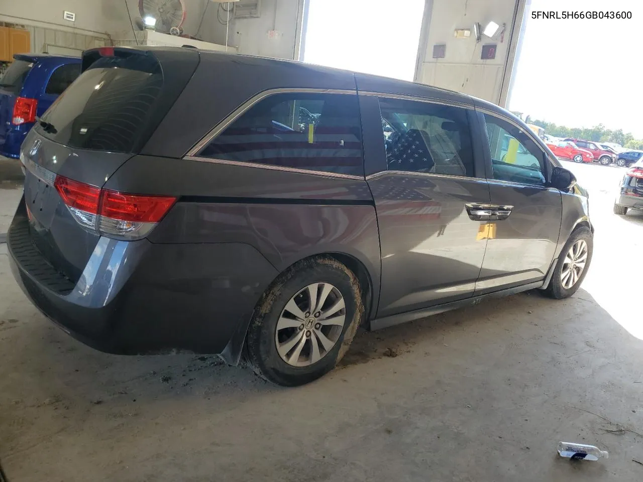 5FNRL5H66GB043600 2016 Honda Odyssey Exl