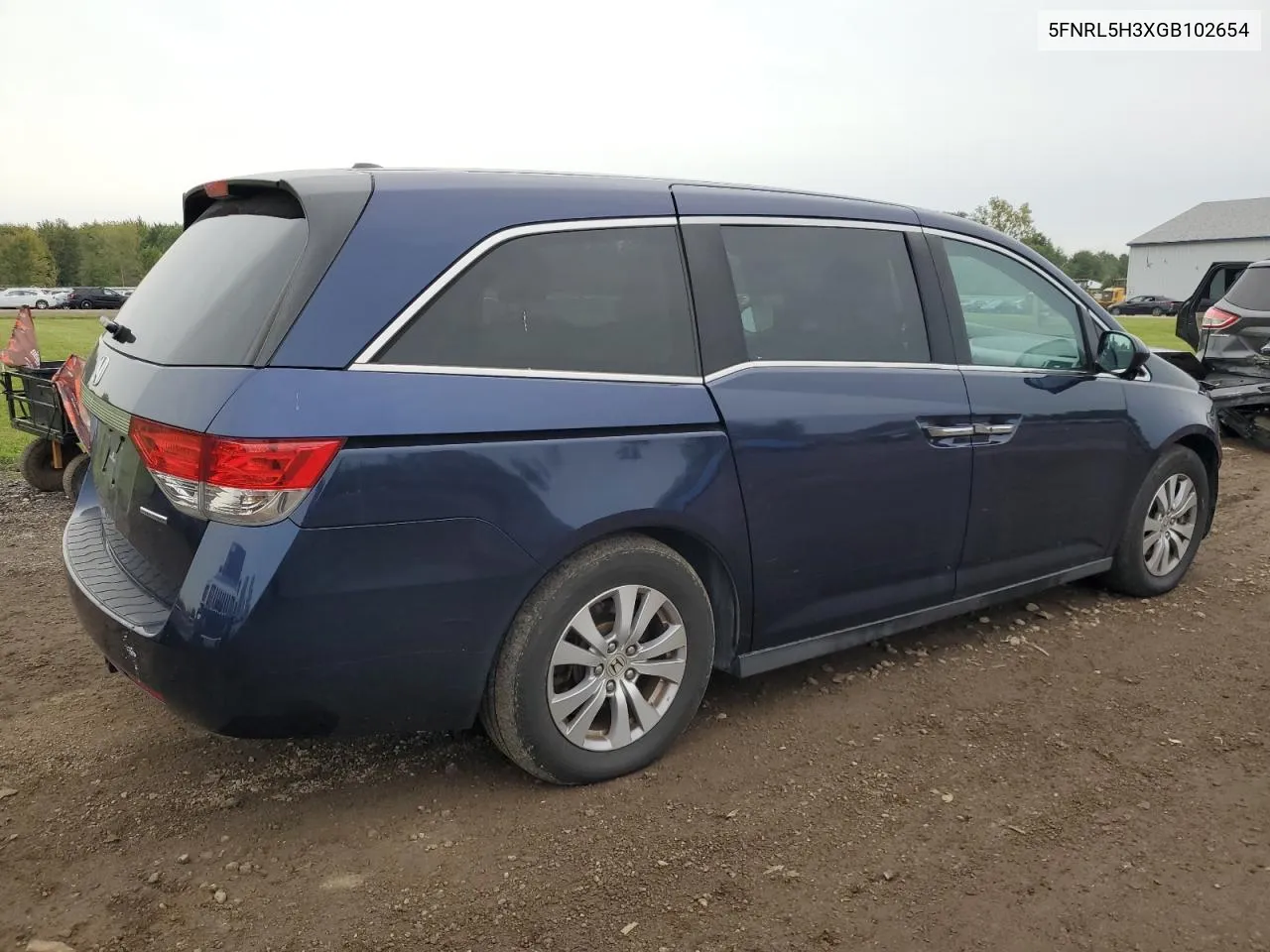 5FNRL5H3XGB102654 2016 Honda Odyssey Se