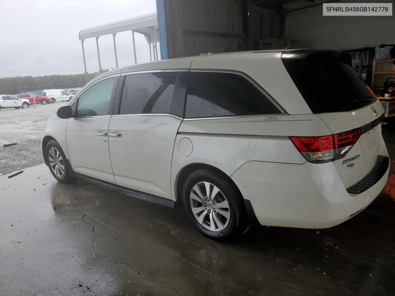 5FNRL5H38GB142778 2016 Honda Odyssey Se