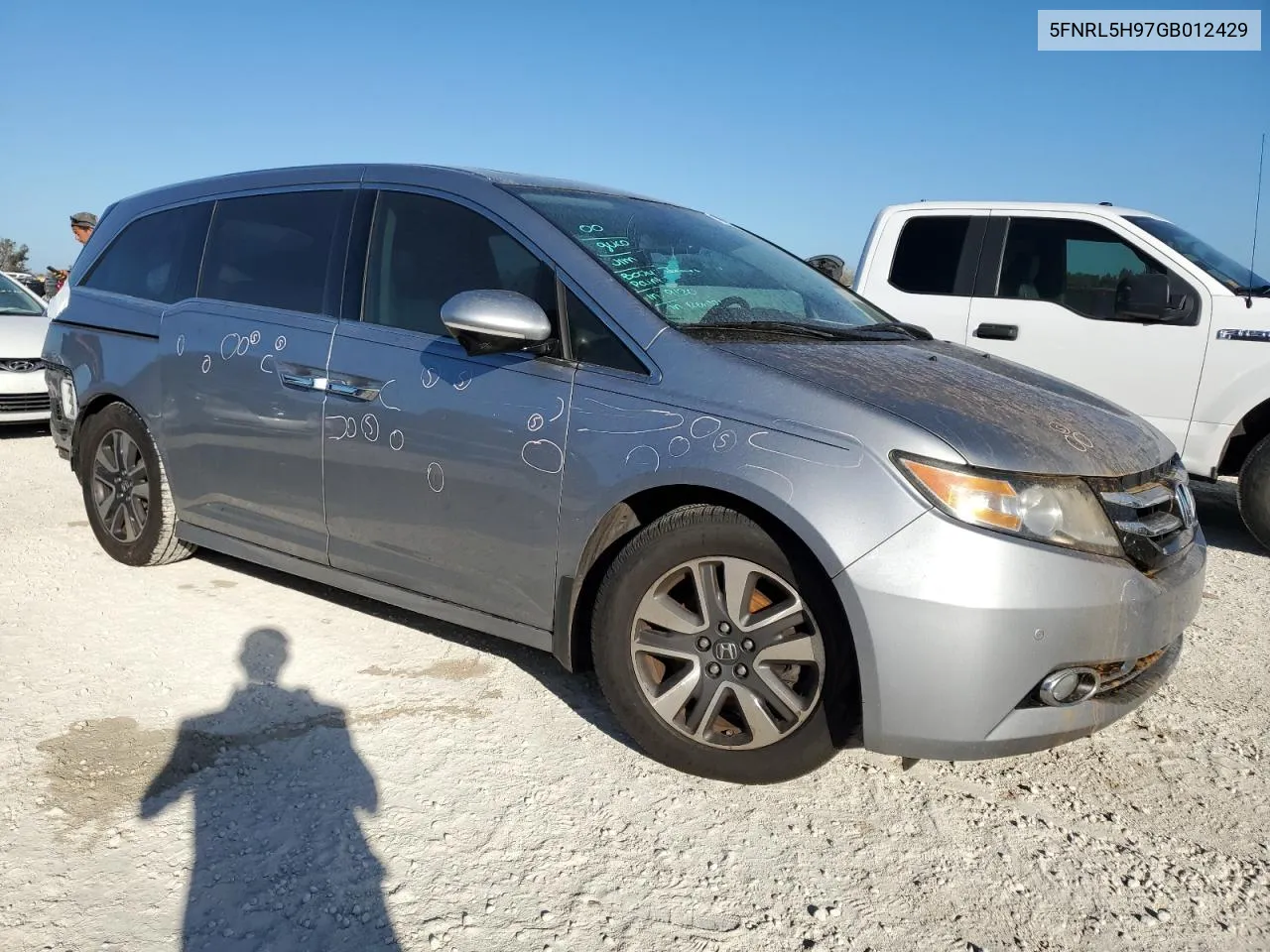 2016 Honda Odyssey Touring VIN: 5FNRL5H97GB012429 Lot: 76563614