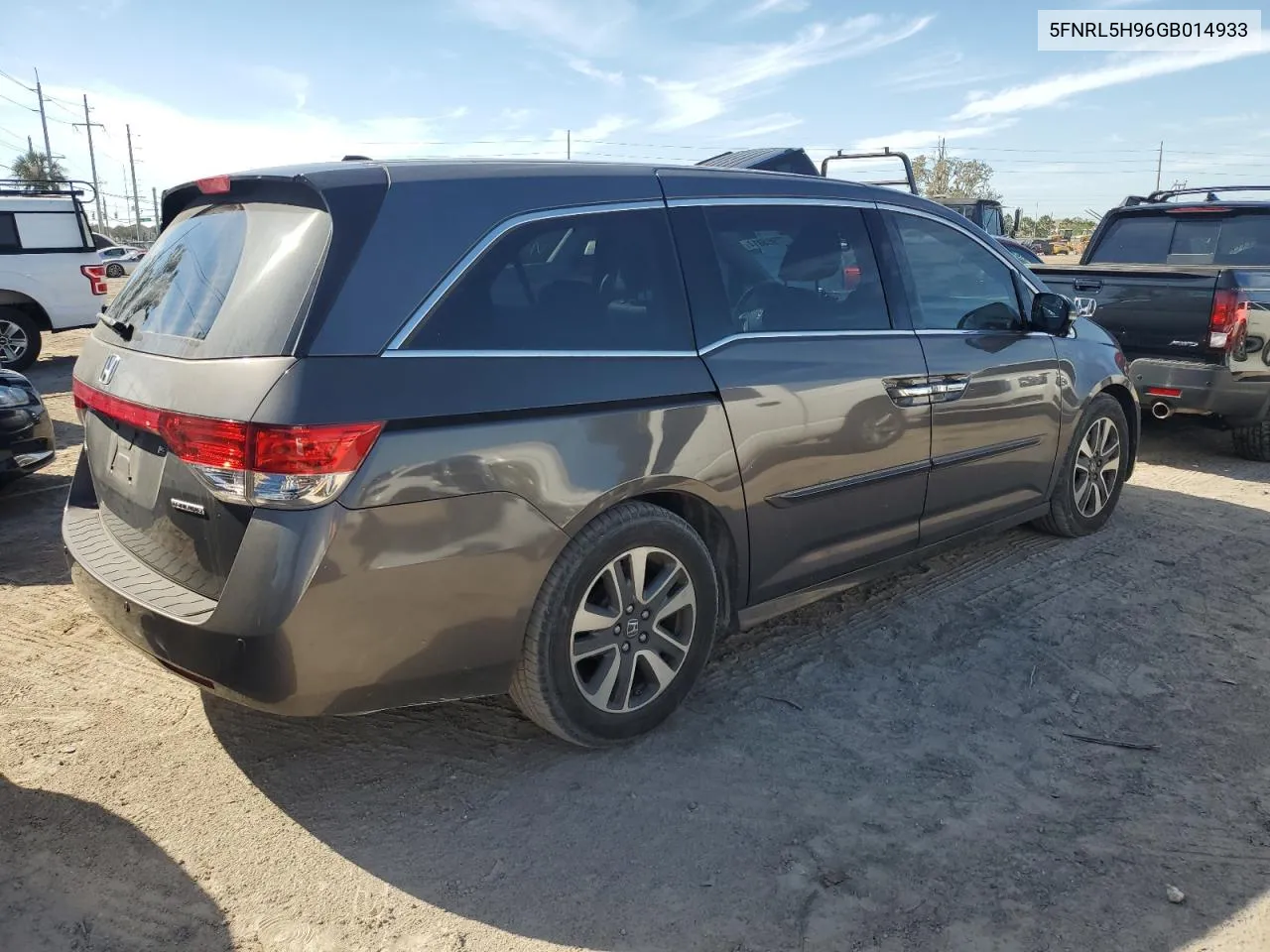 2016 Honda Odyssey Touring VIN: 5FNRL5H96GB014933 Lot: 77955814