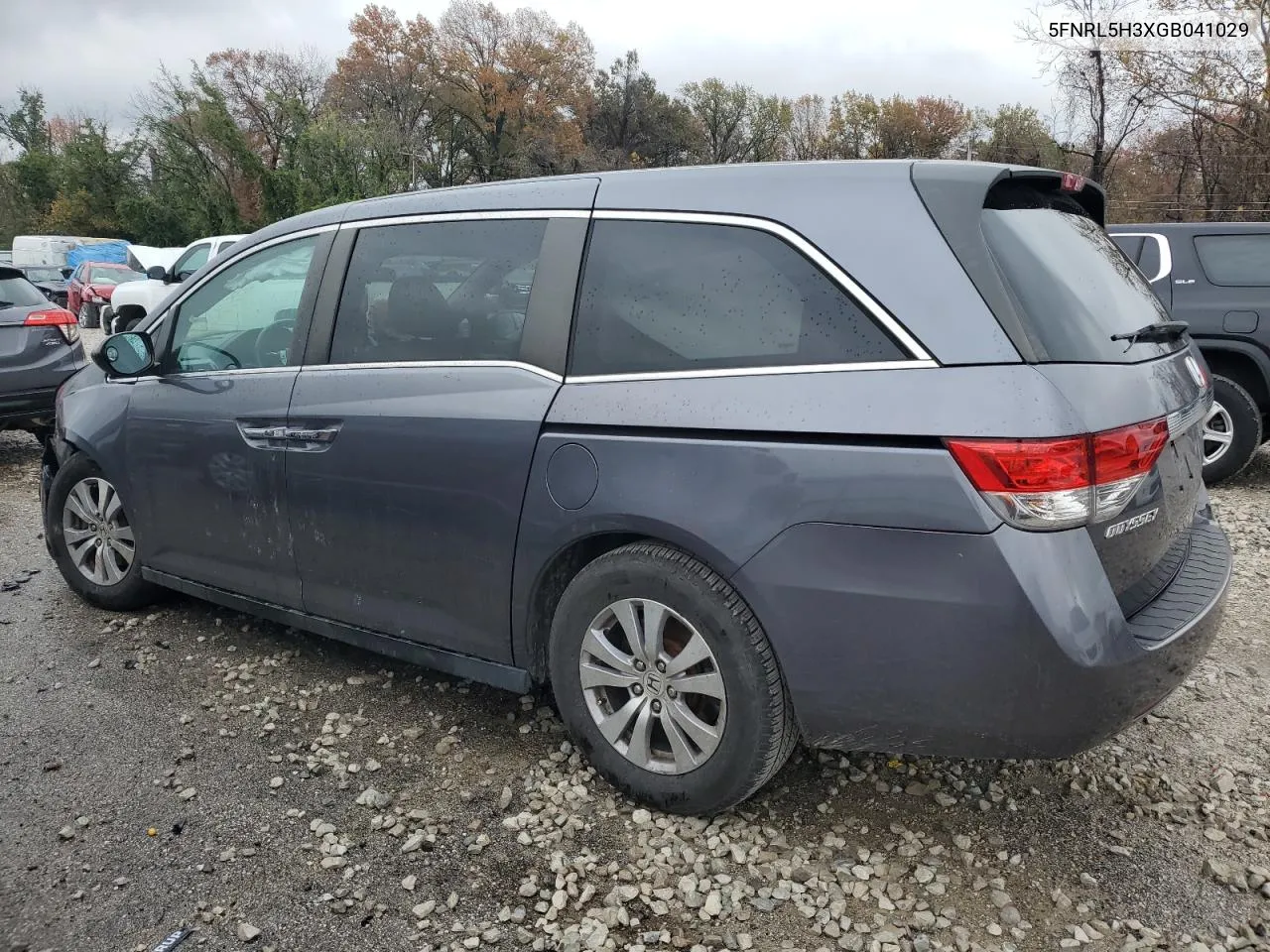 2016 Honda Odyssey Se VIN: 5FNRL5H3XGB041029 Lot: 80947424