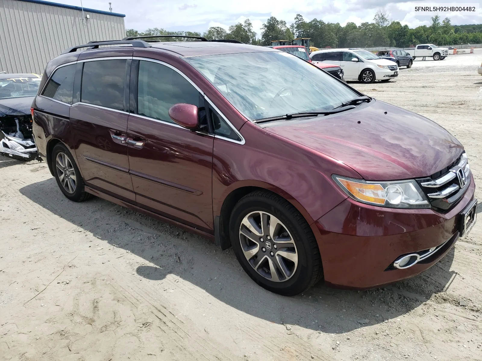 2017 Honda Odyssey Touring VIN: 5FNRL5H92HB004482 Lot: 64402154