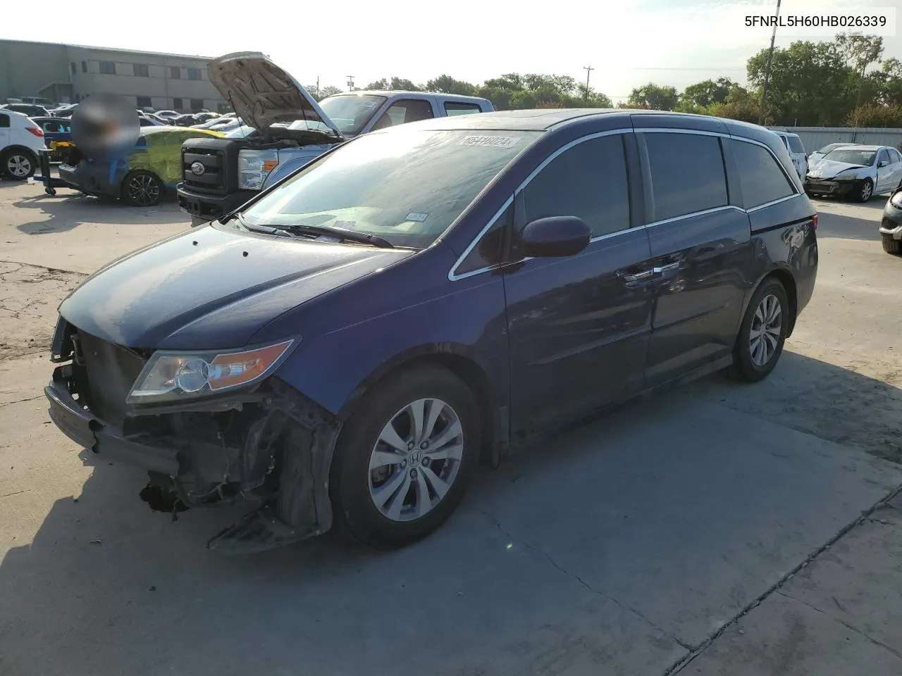 5FNRL5H60HB026339 2017 Honda Odyssey Exl