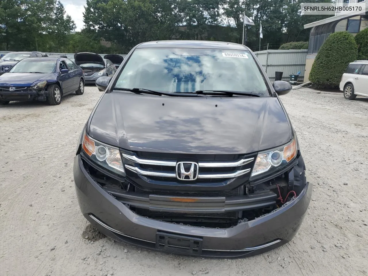 5FNRL5H62HB005170 2017 Honda Odyssey Exl