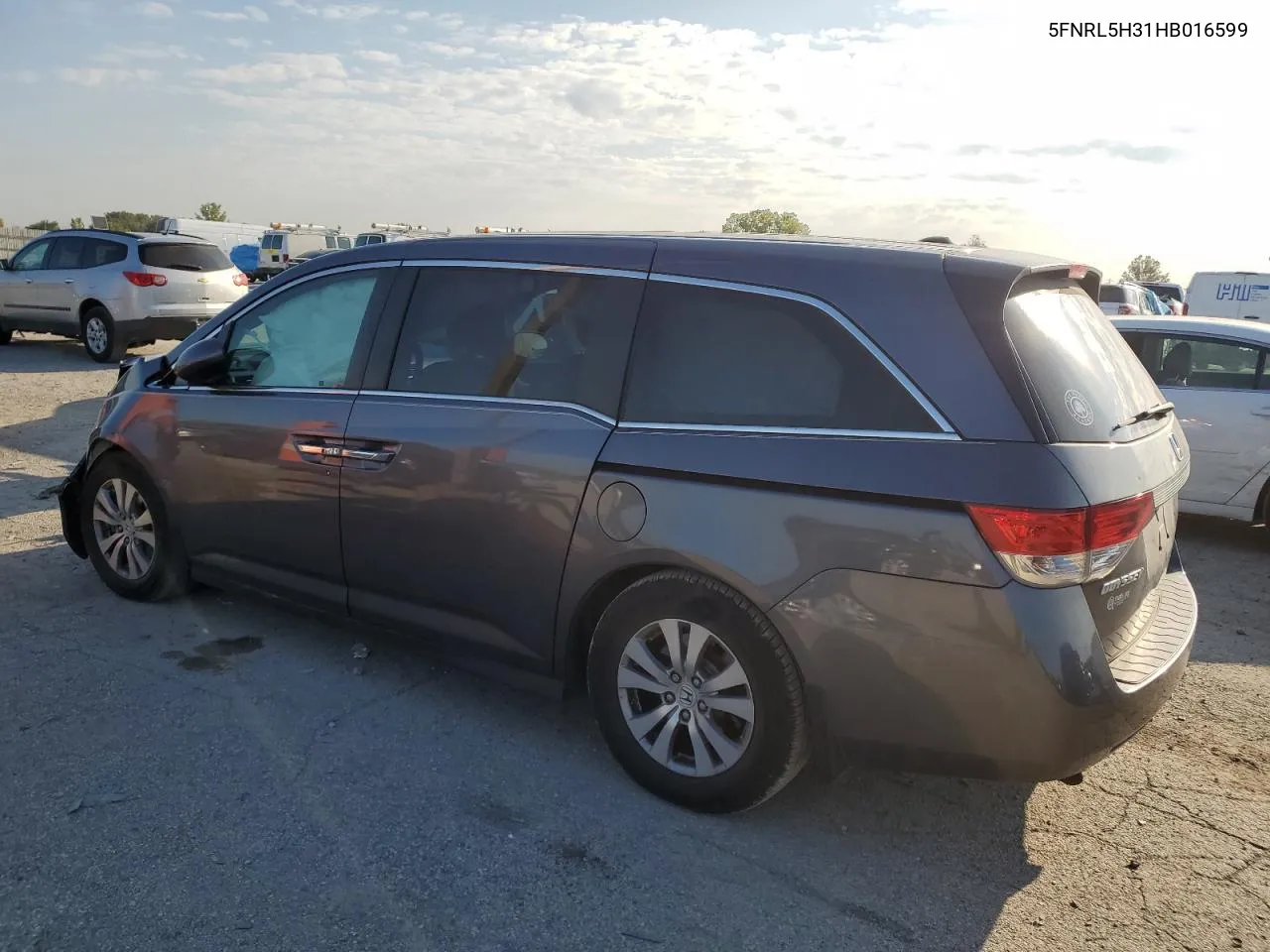 2017 Honda Odyssey Se VIN: 5FNRL5H31HB016599 Lot: 70326854