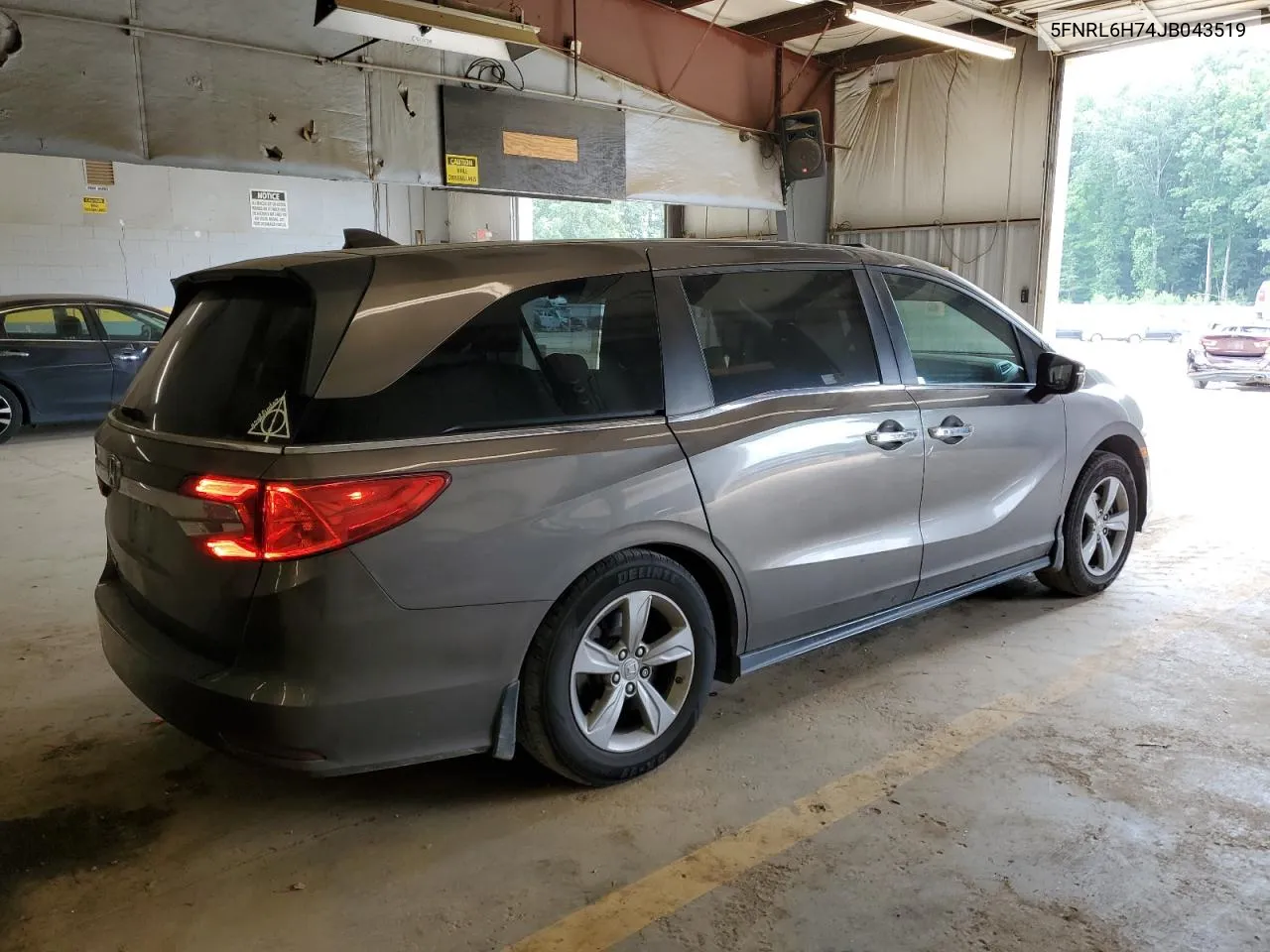 2018 Honda Odyssey Exl VIN: 5FNRL6H74JB043519 Lot: 61648114