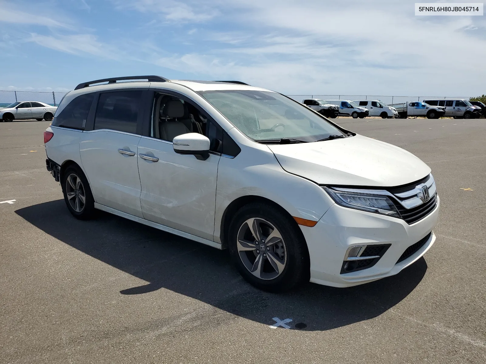 2018 Honda Odyssey Touring VIN: 5FNRL6H80JB045714 Lot: 62573844