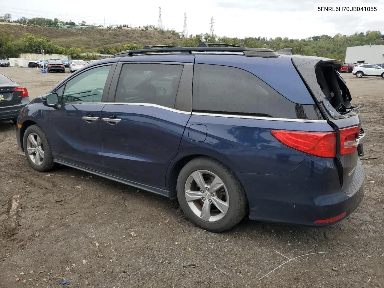 5FNRL6H70JB041055 2018 Honda Odyssey Exl