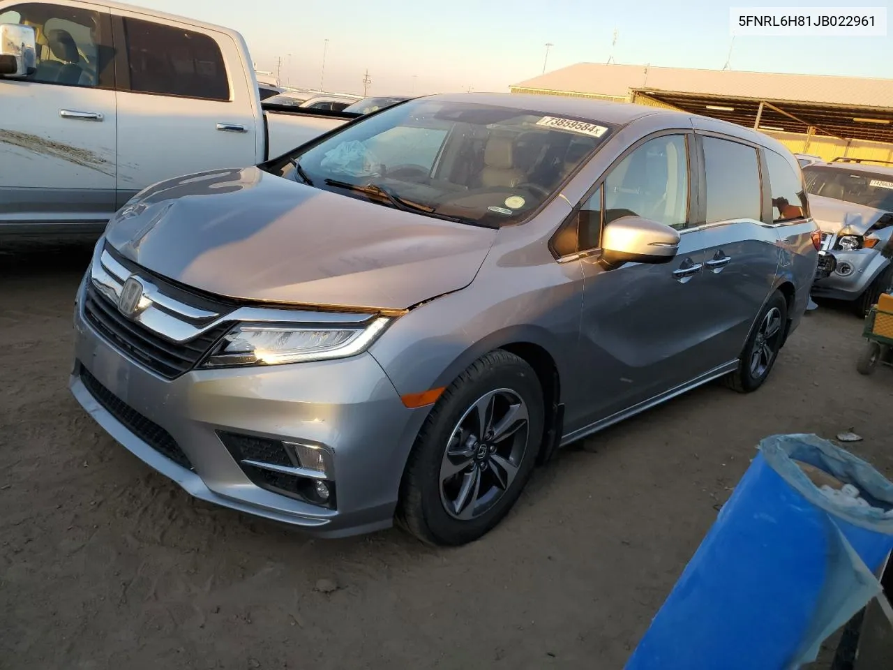 2018 Honda Odyssey Touring VIN: 5FNRL6H81JB022961 Lot: 73859584