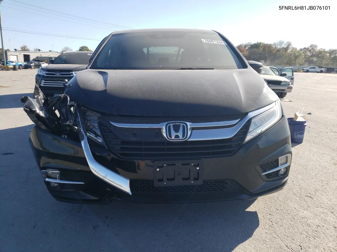 2018 Honda Odyssey Touring VIN: 5FNRL6H81JB076101 Lot: 76687334